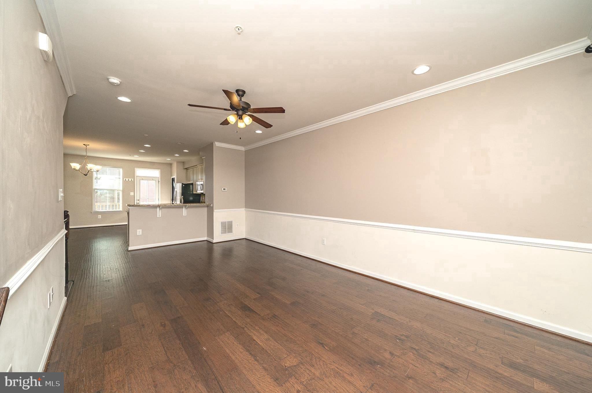 CREEKSIDE VILLAGE AT TANYARD SPRINGS - Residential