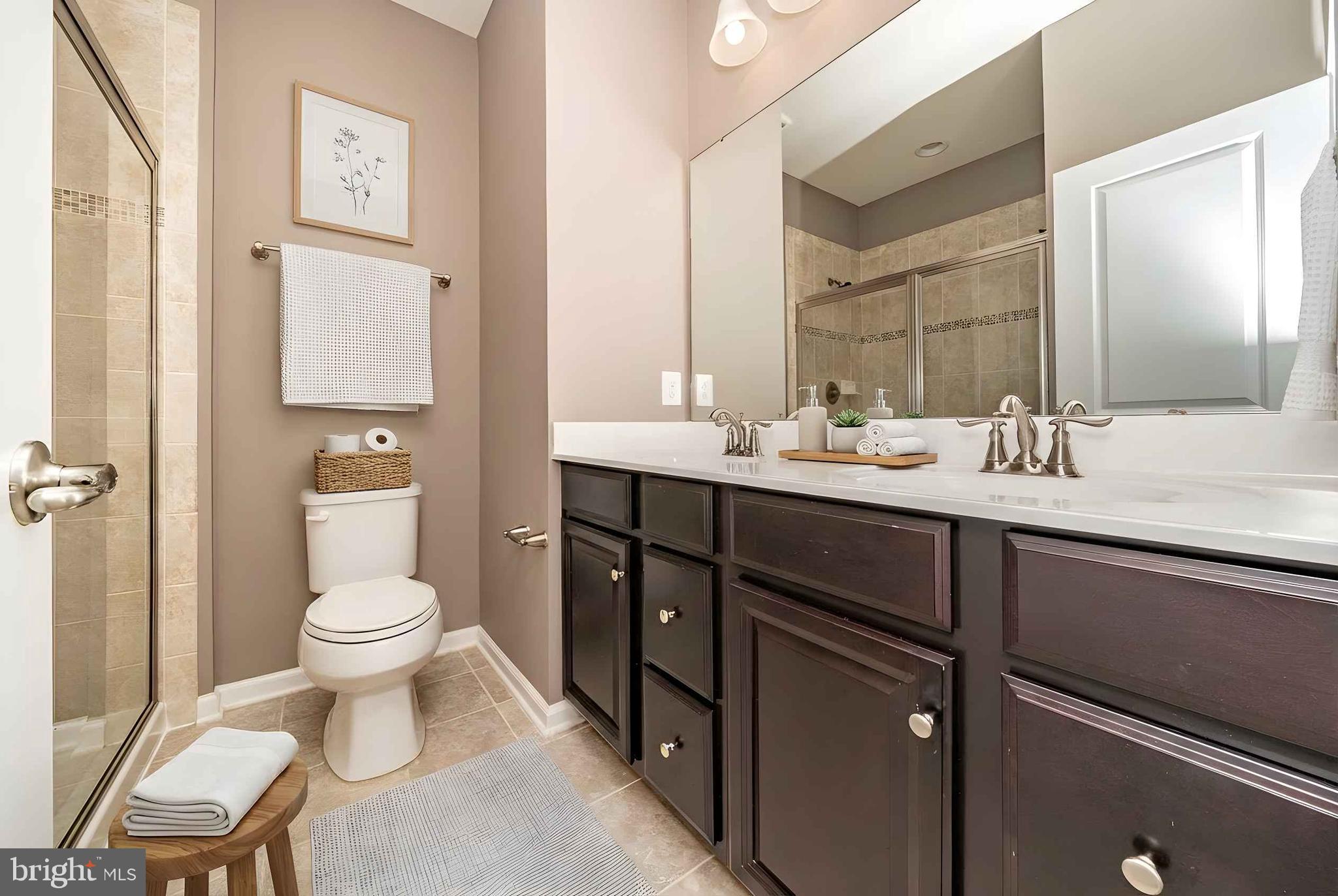 CREEKSIDE VILLAGE AT TANYARD SPRINGS - Residential