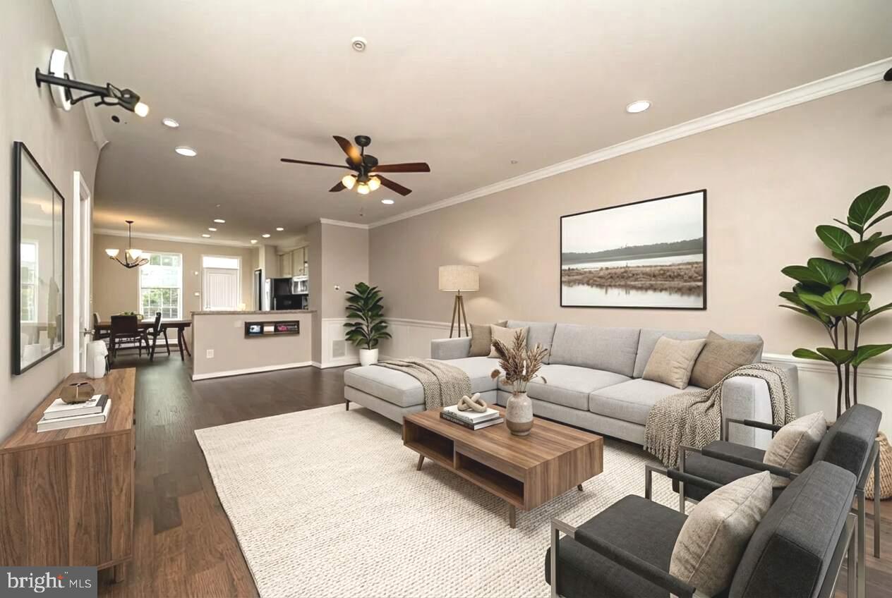CREEKSIDE VILLAGE AT TANYARD SPRINGS - Residential