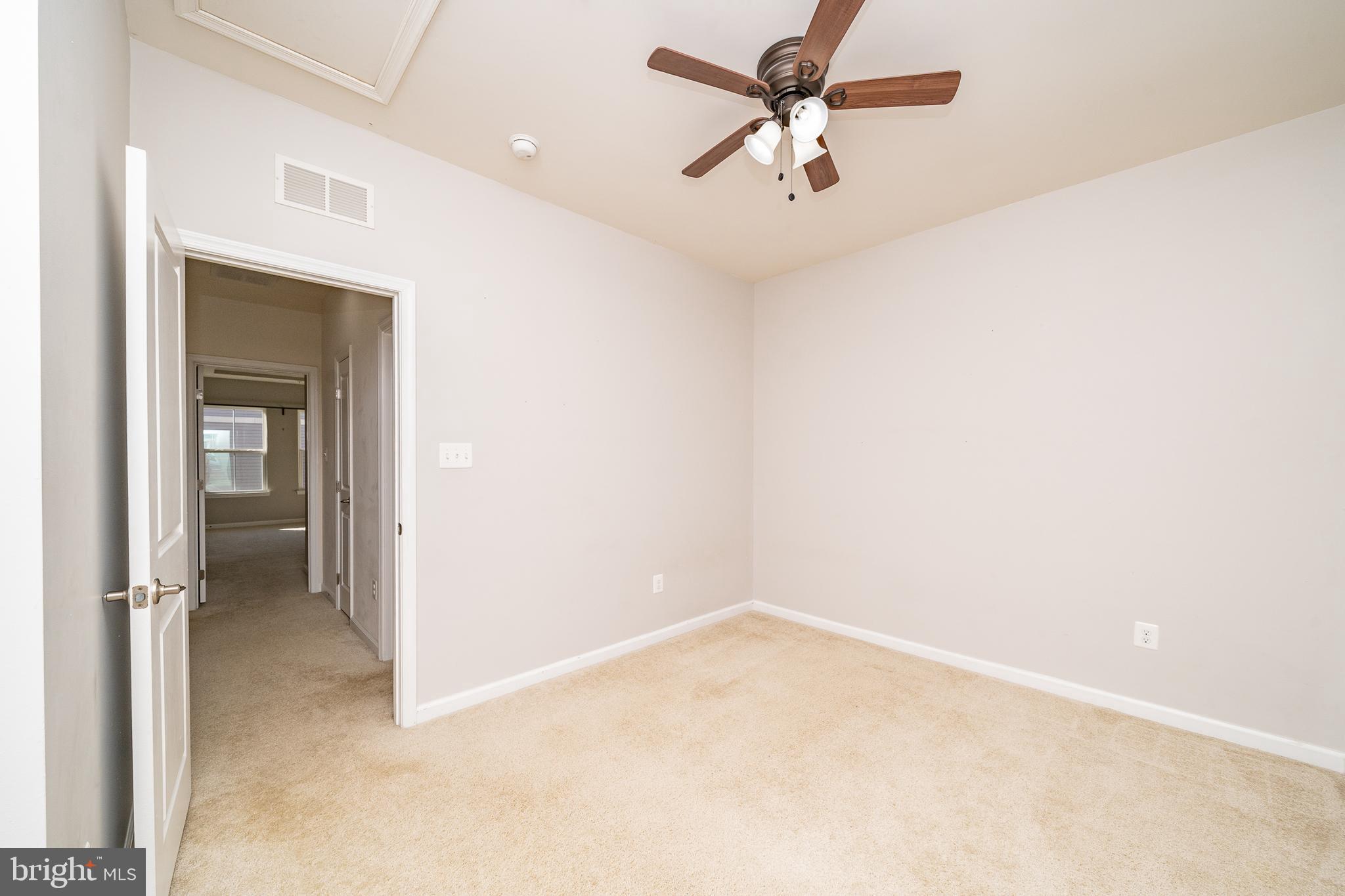 CREEKSIDE VILLAGE AT TANYARD SPRINGS - Residential