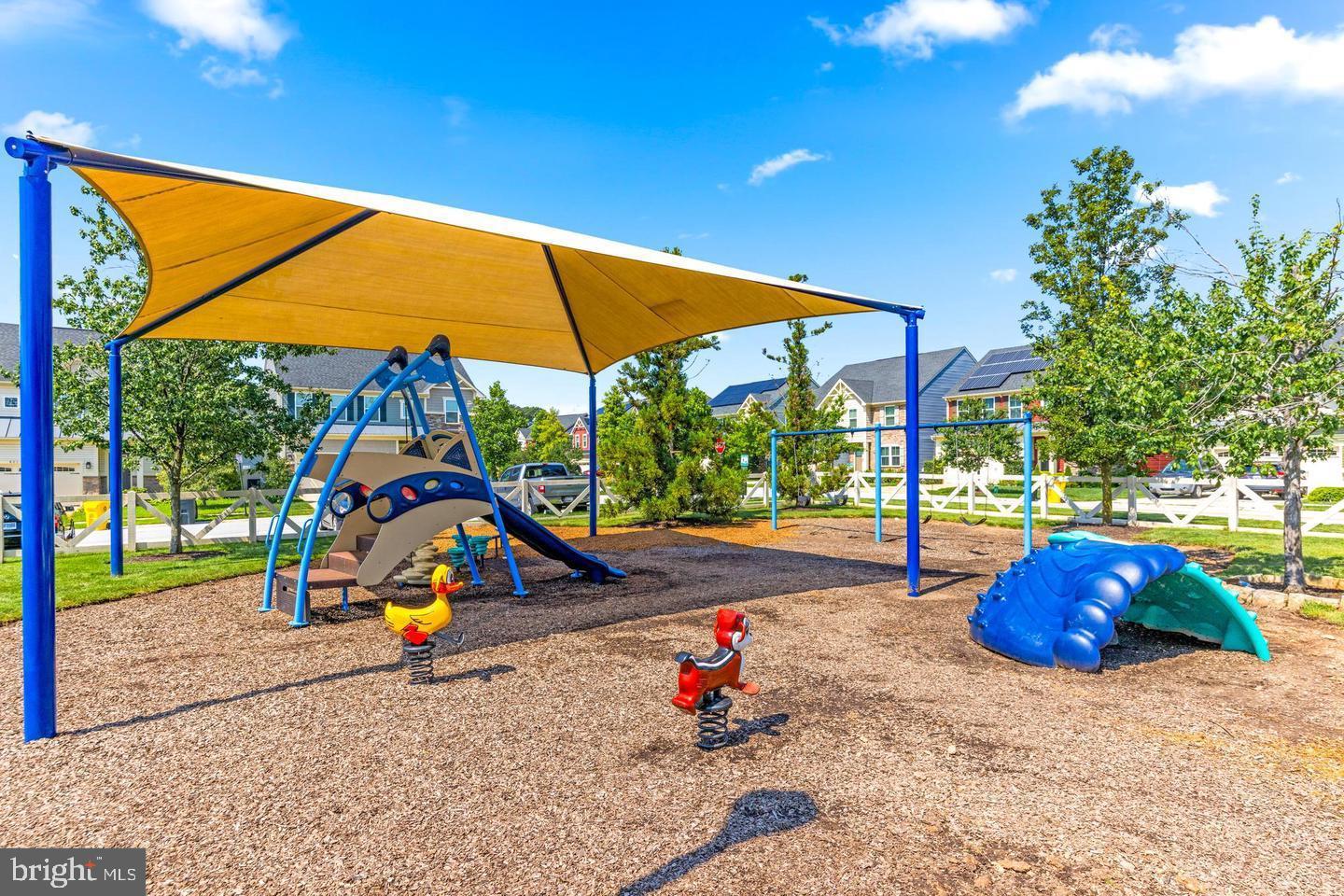 CREEKSIDE VILLAGE AT TANYARD SPRINGS - Residential