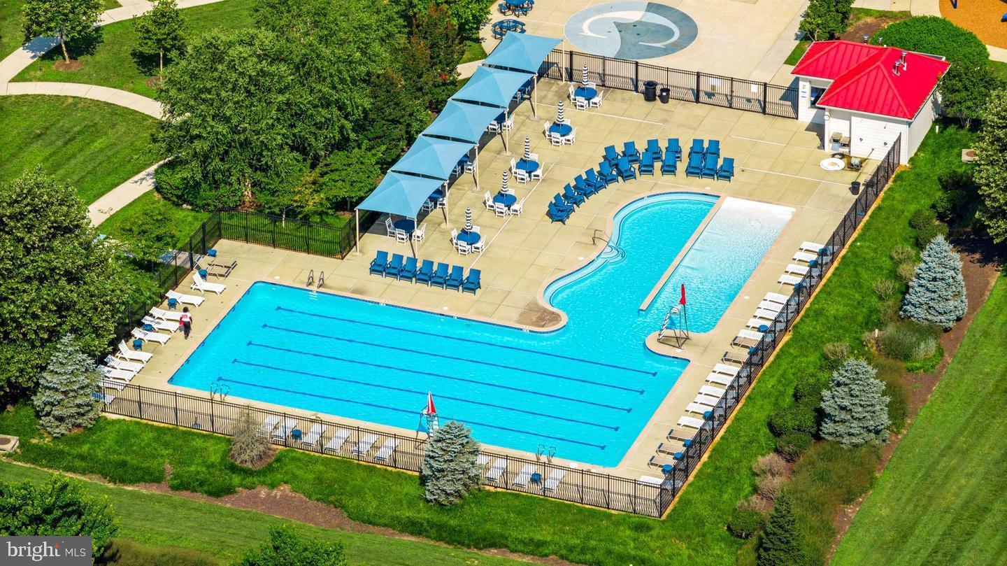 CREEKSIDE VILLAGE AT TANYARD SPRINGS - Residential