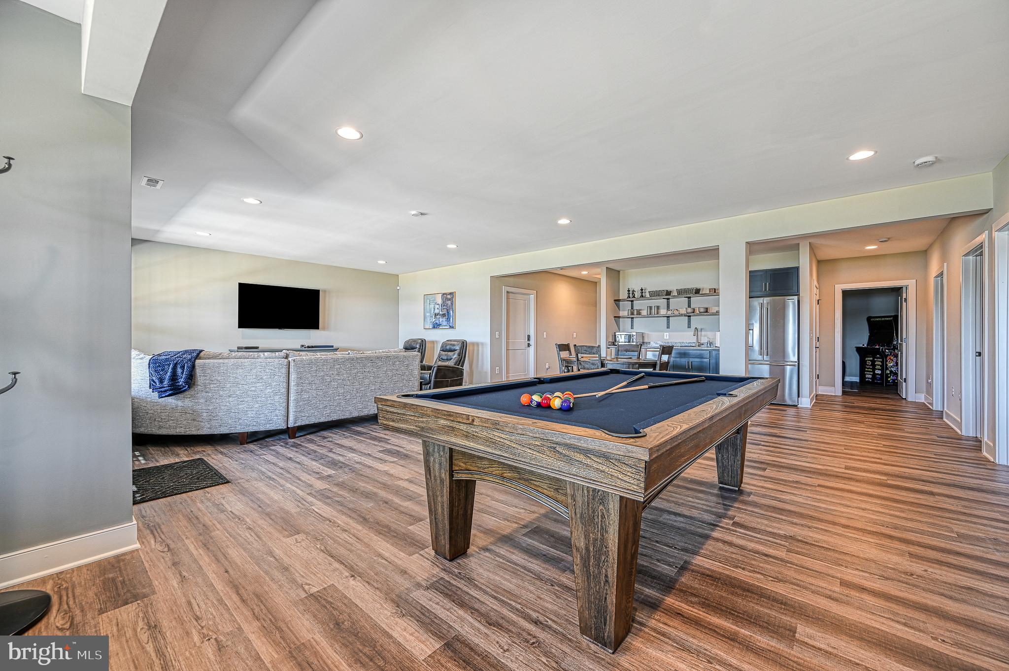 ROCK ISLAND LANDING - Residential