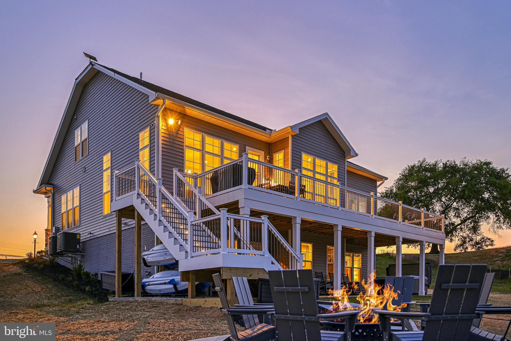ROCK ISLAND LANDING - Residential