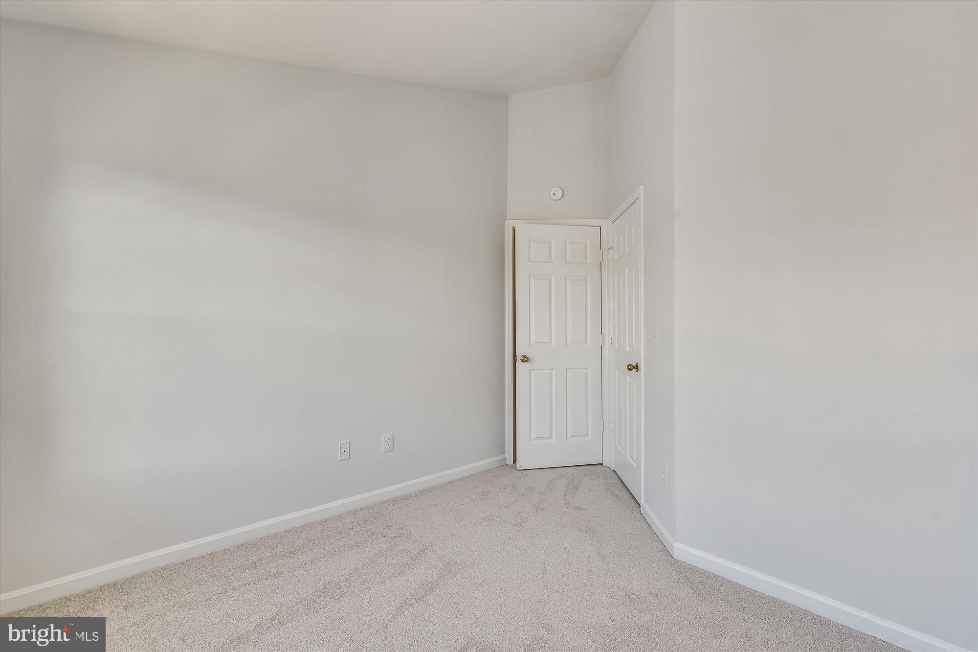 POTOMAC LAKES - Residential