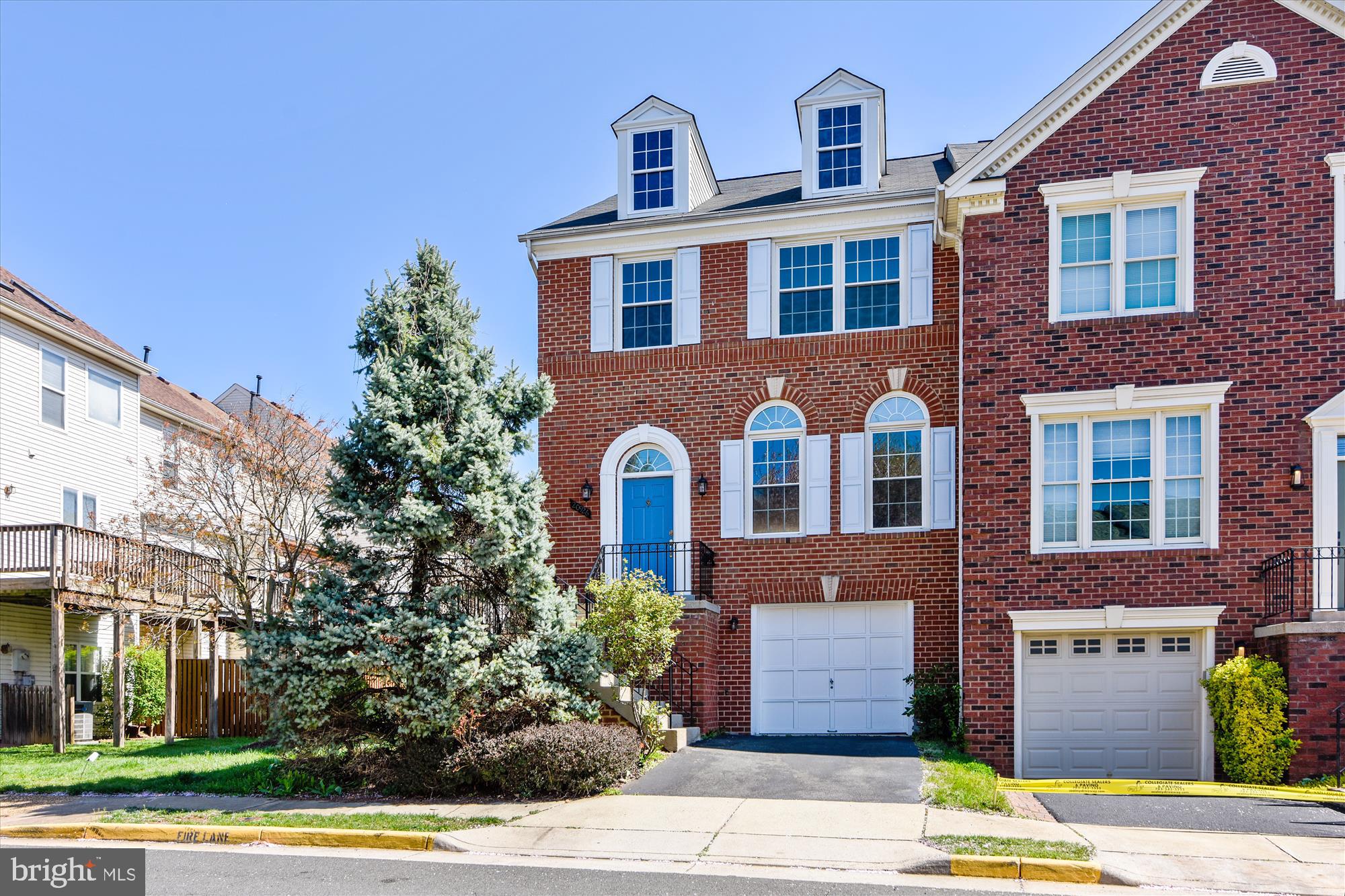 POTOMAC LAKES - Residential