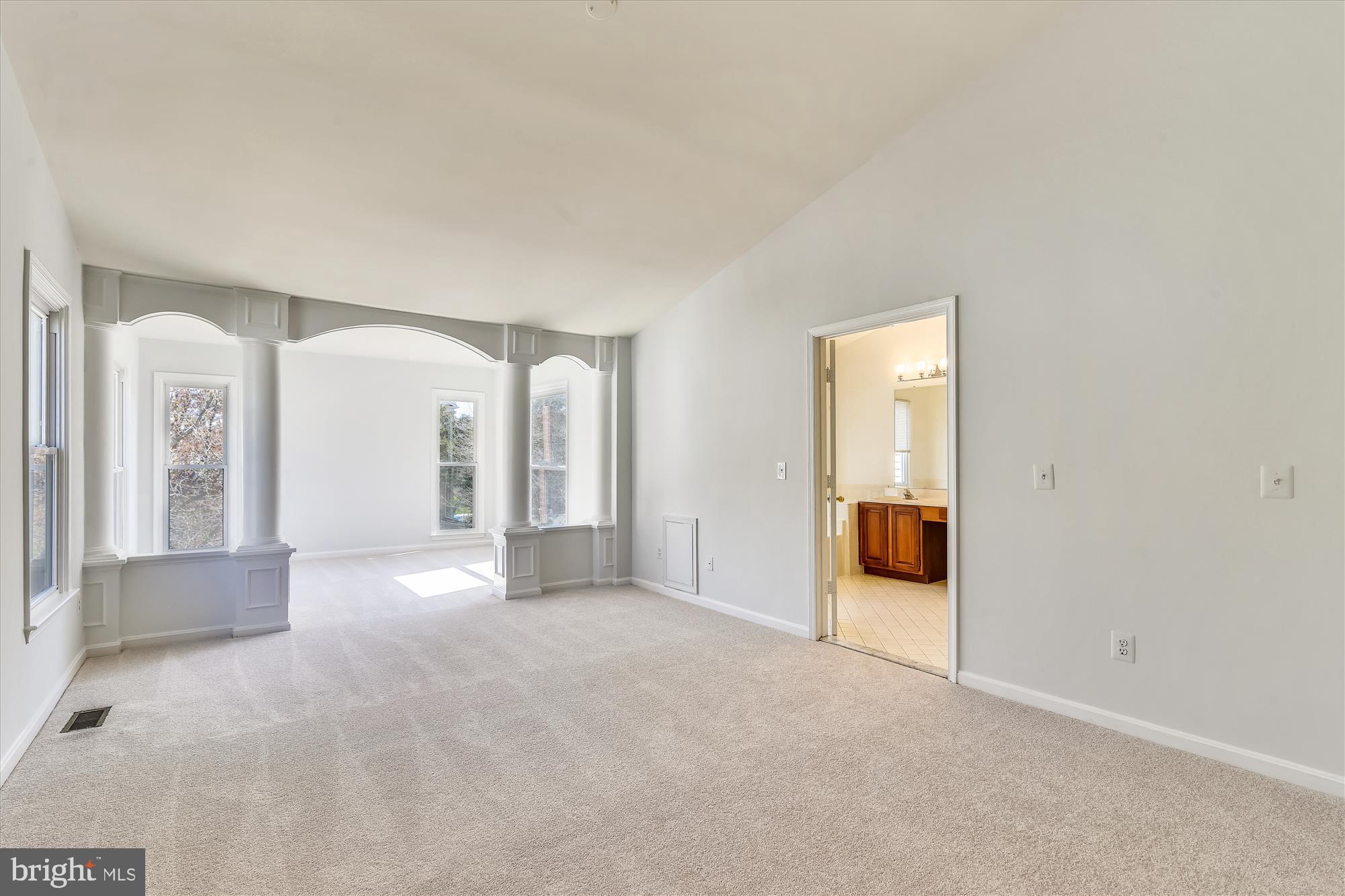 POTOMAC LAKES - Residential