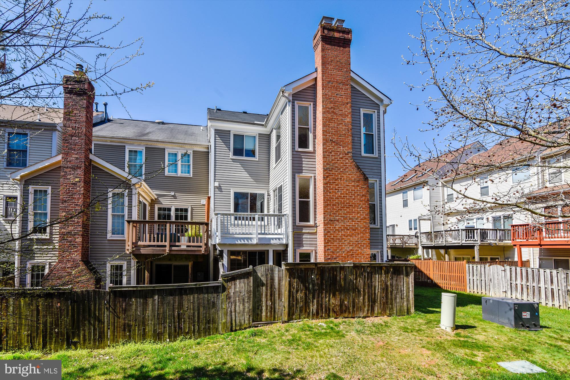POTOMAC LAKES - Residential