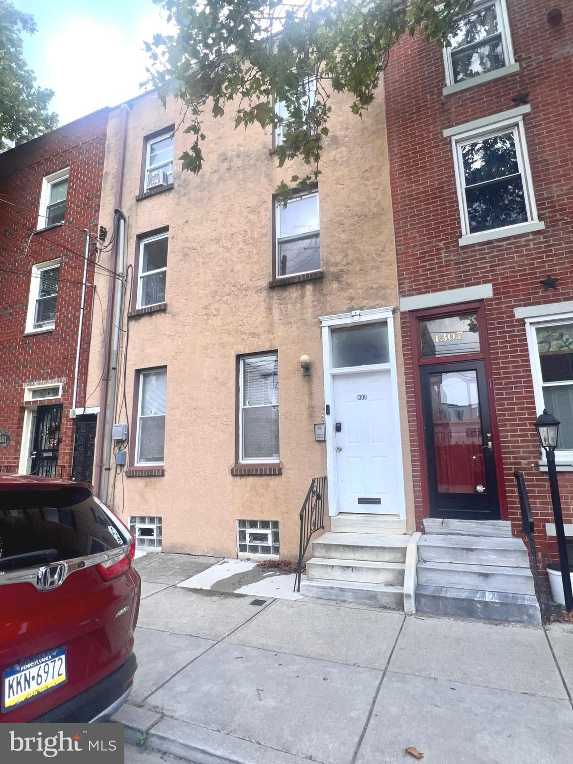 FISHTOWN - Residential Lease