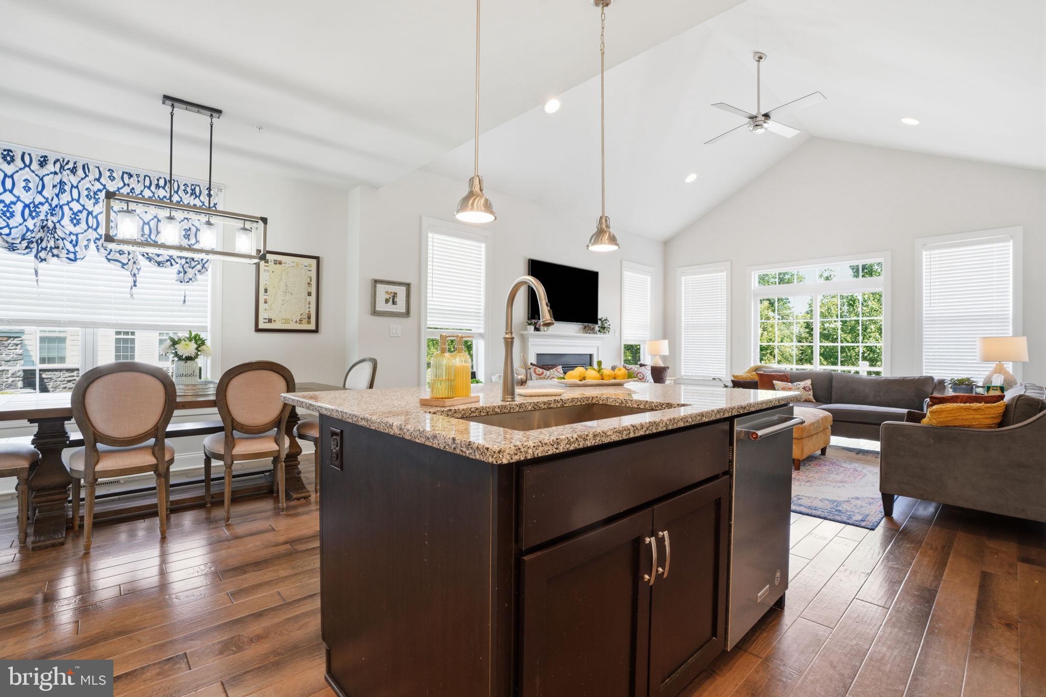 REGENCY AT YARDLEY - Residential