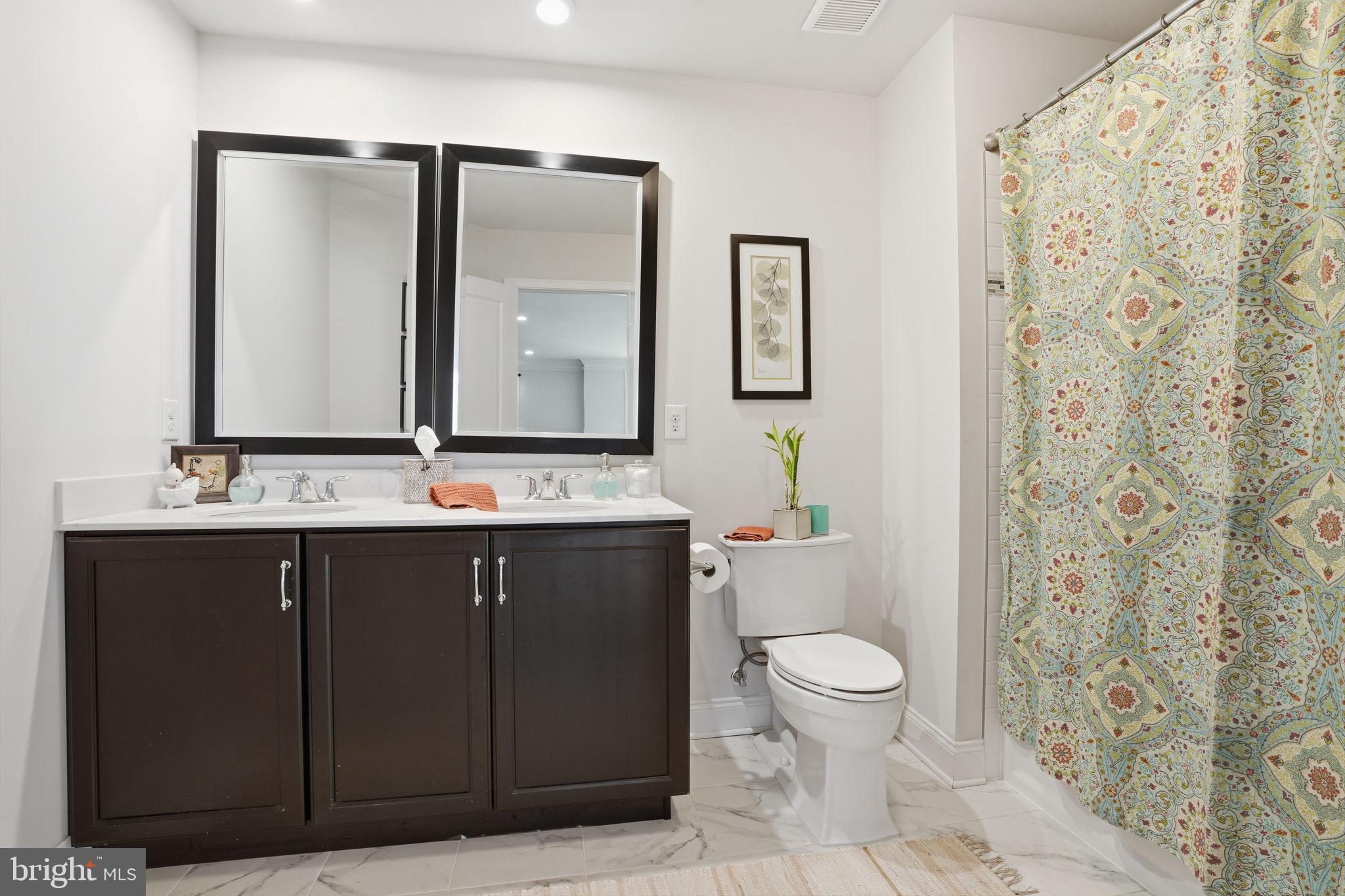 REGENCY AT YARDLEY - Residential