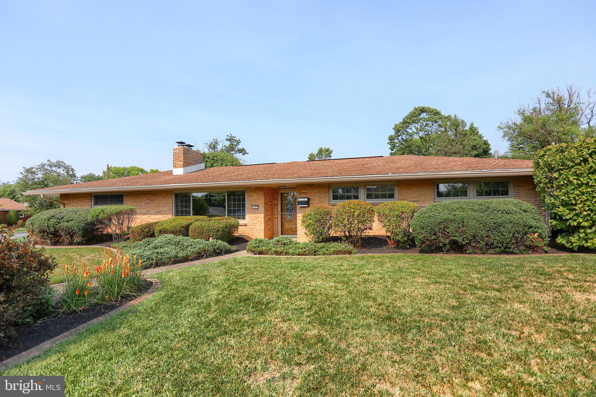 CEDAR CLIFF MANOR - Residential