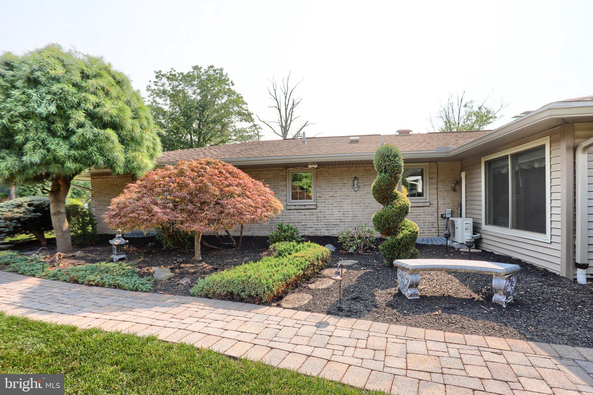 CEDAR CLIFF MANOR - Residential