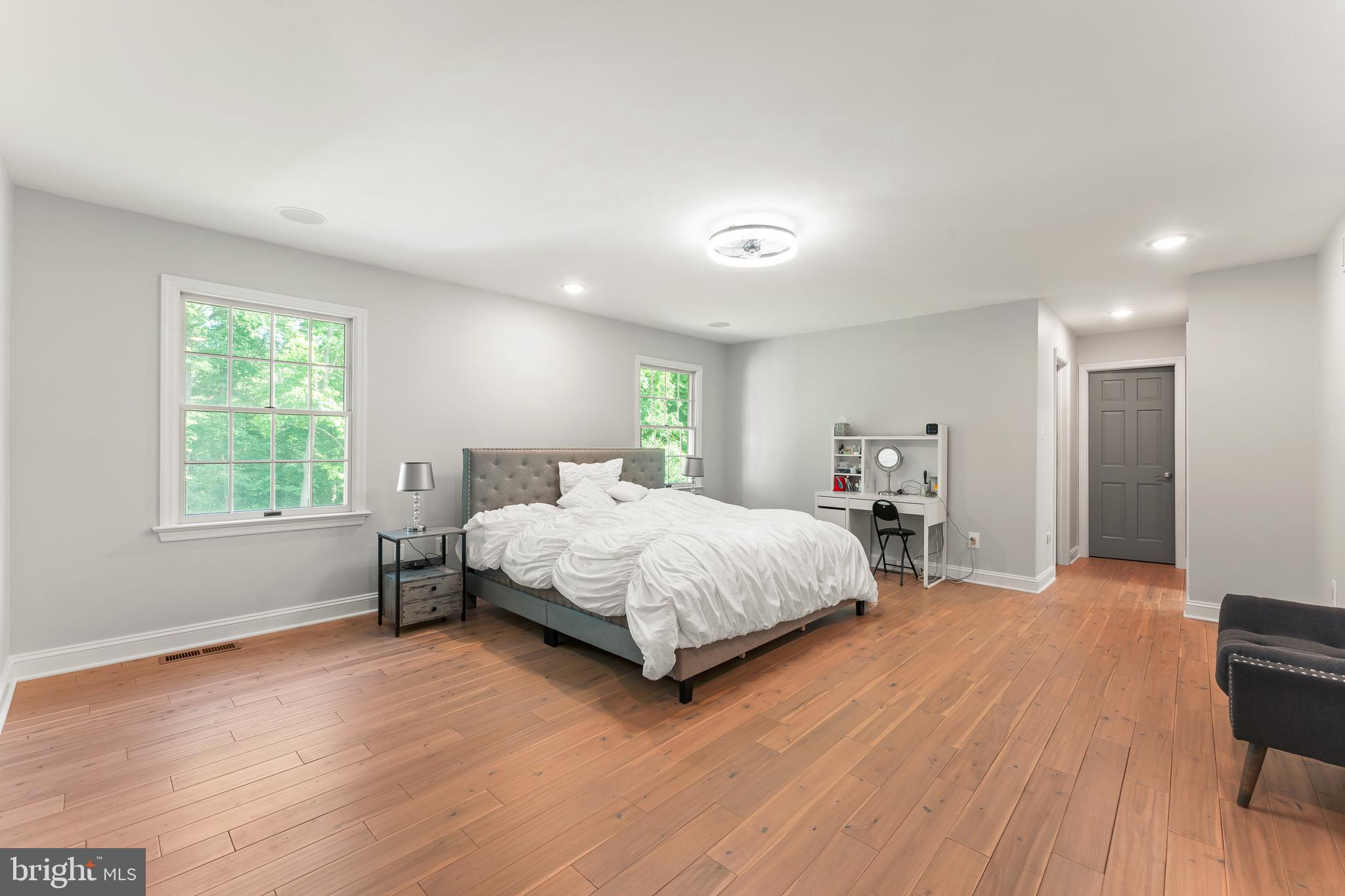 SPRING MDWS - Residential