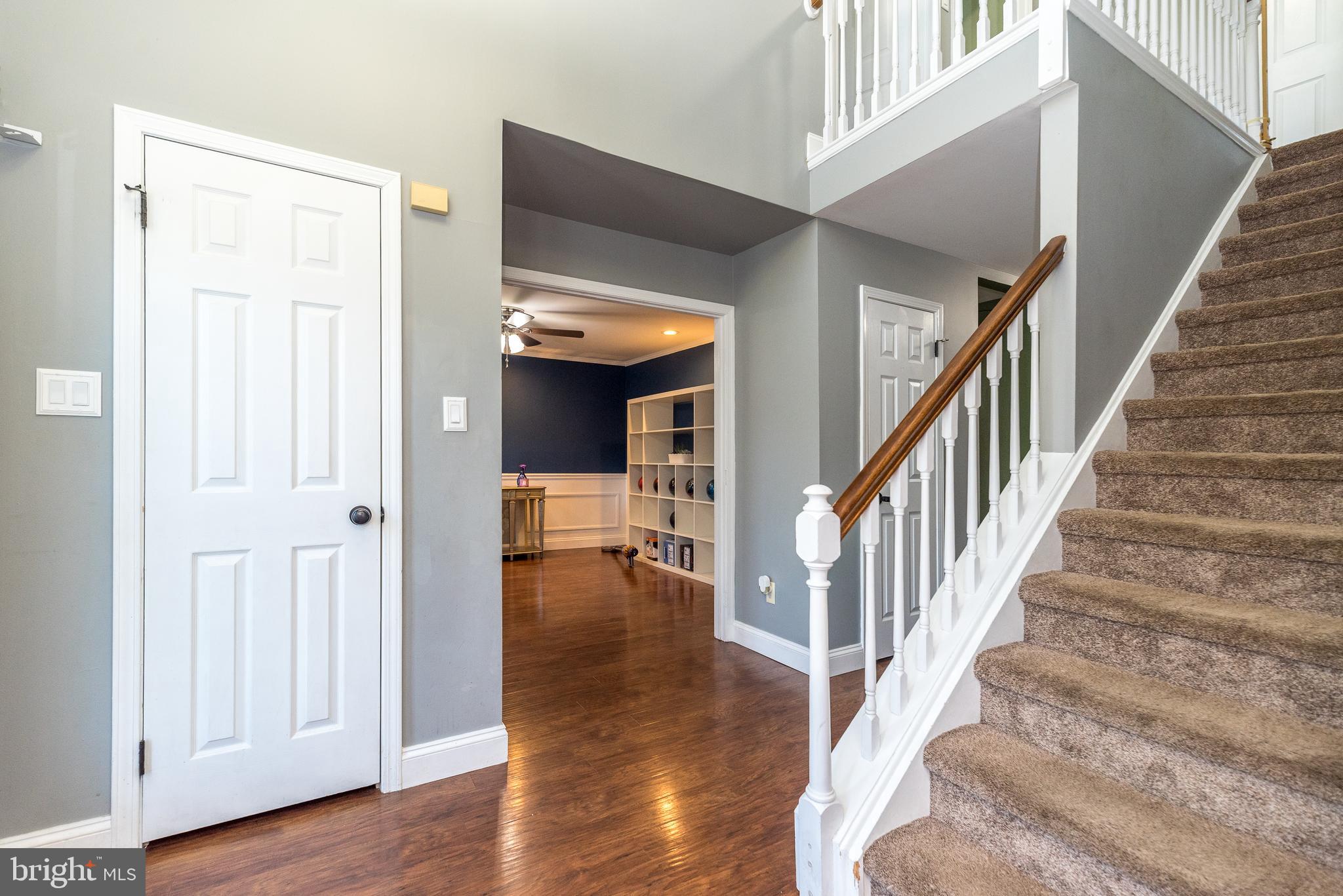 BEAVER RUN KNOLL - Residential