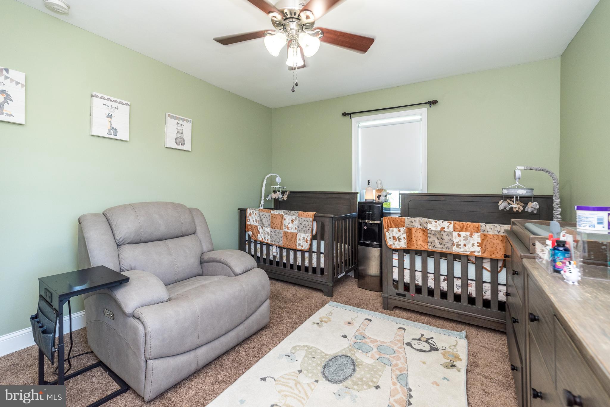 BEAVER RUN KNOLL - Residential