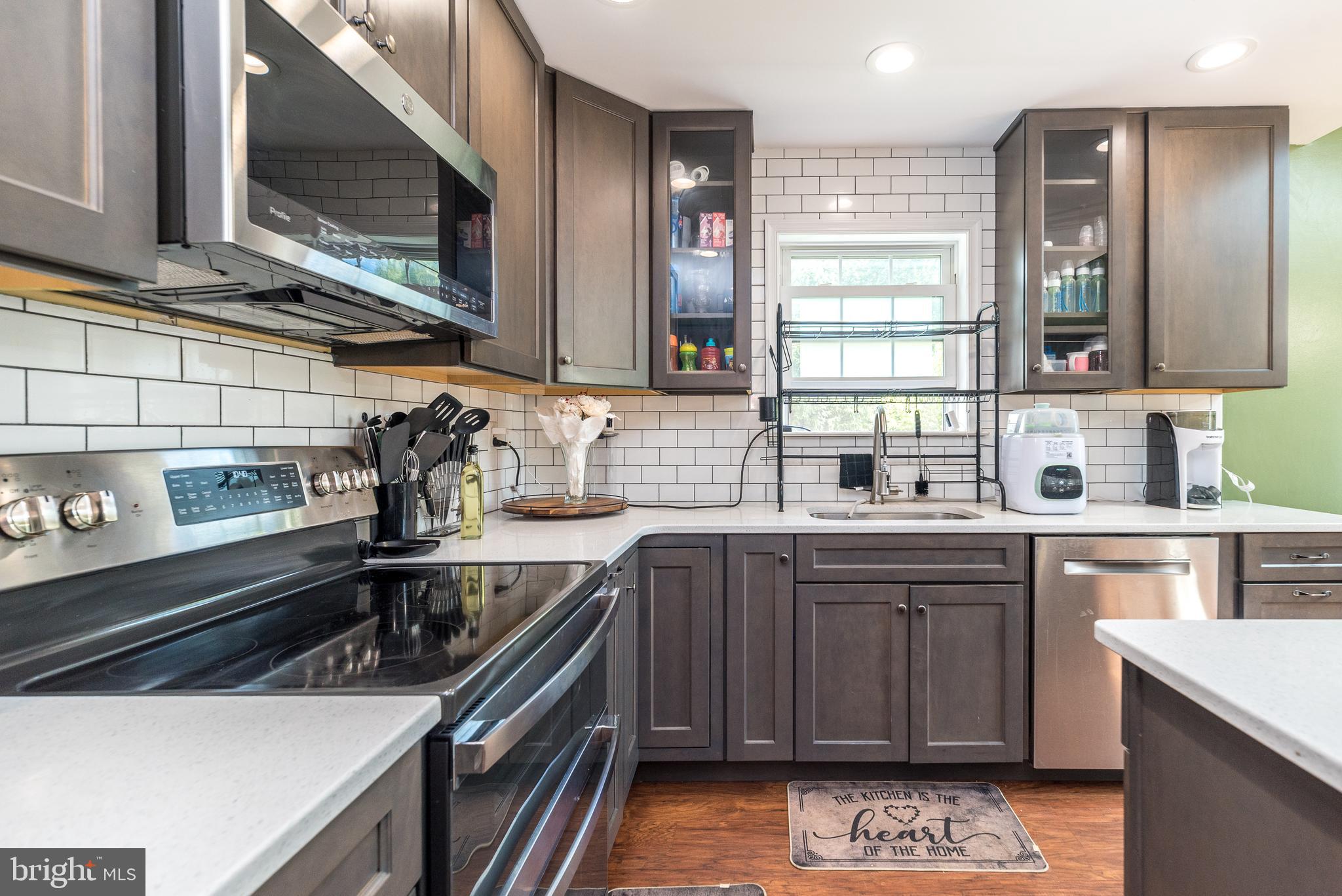 BEAVER RUN KNOLL - Residential