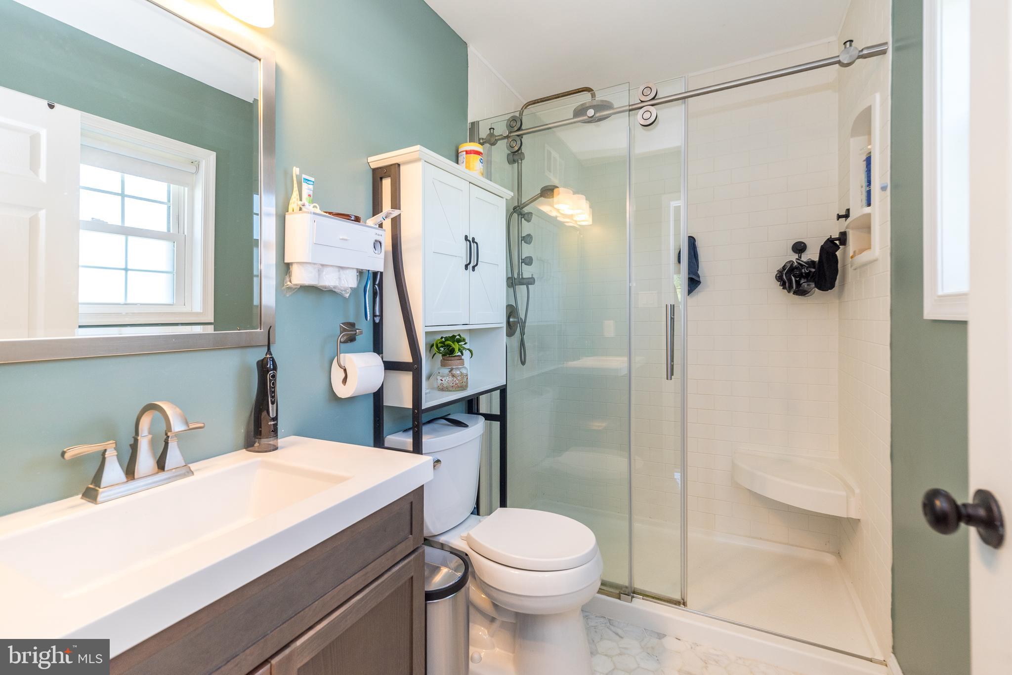 BEAVER RUN KNOLL - Residential
