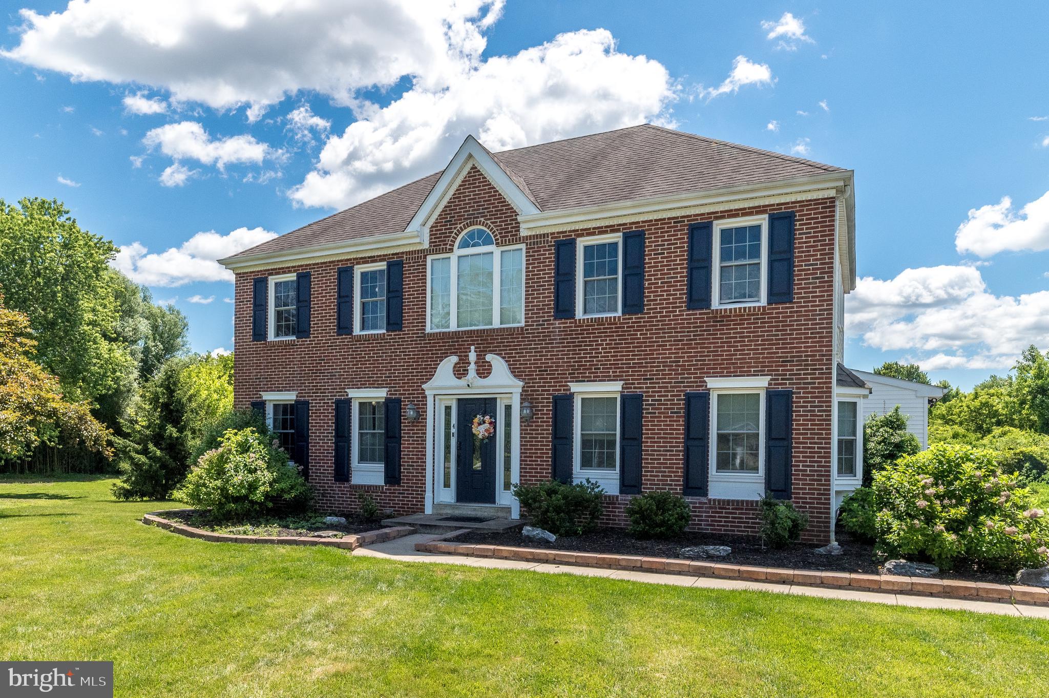 BEAVER RUN KNOLL - Residential