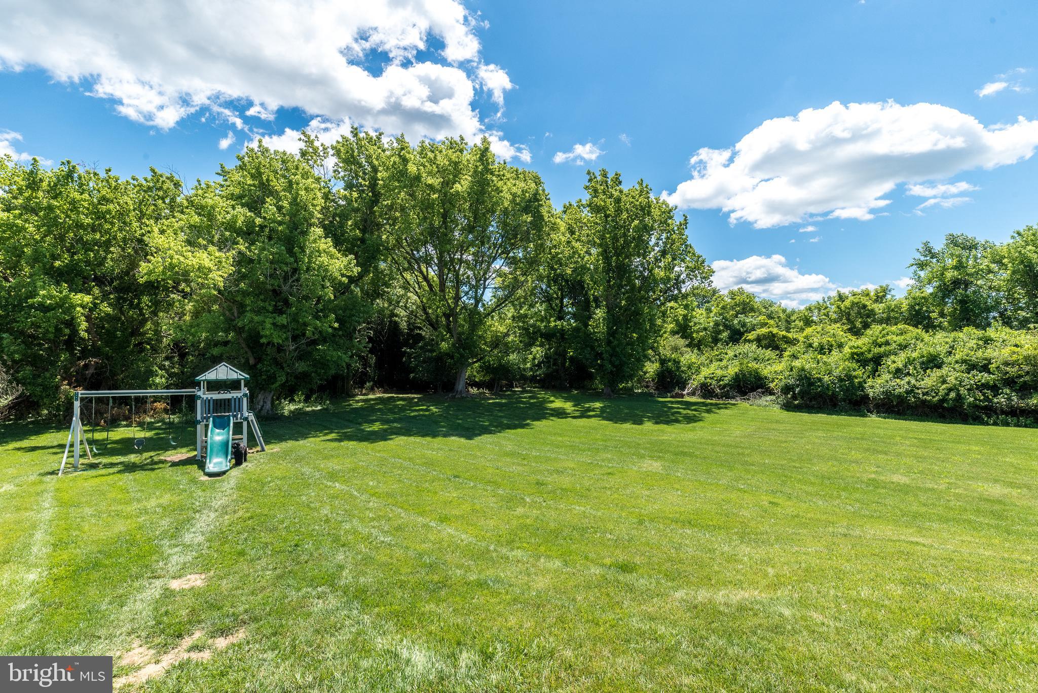 BEAVER RUN KNOLL - Residential