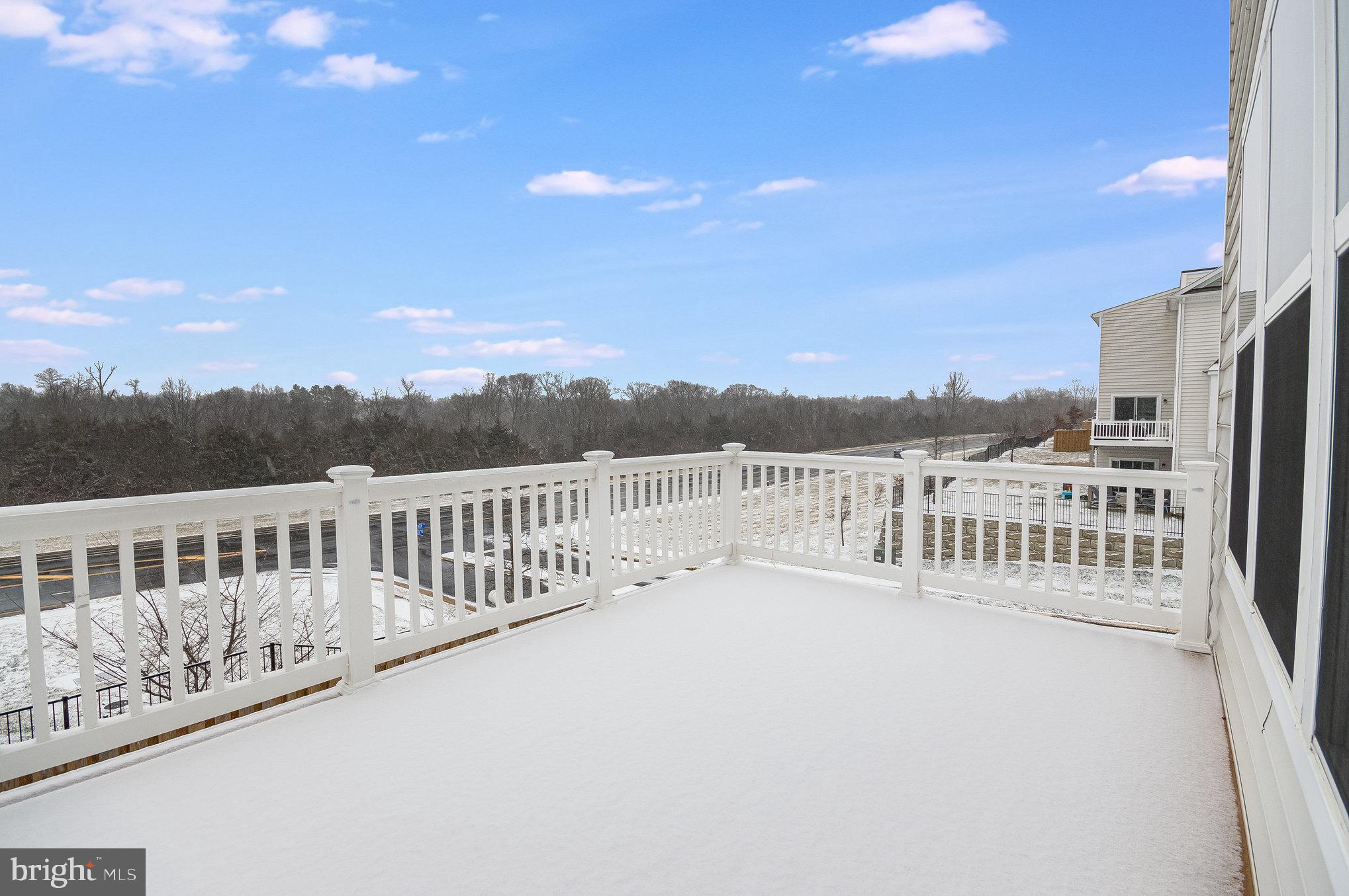 RIVER CREST - Residential Lease