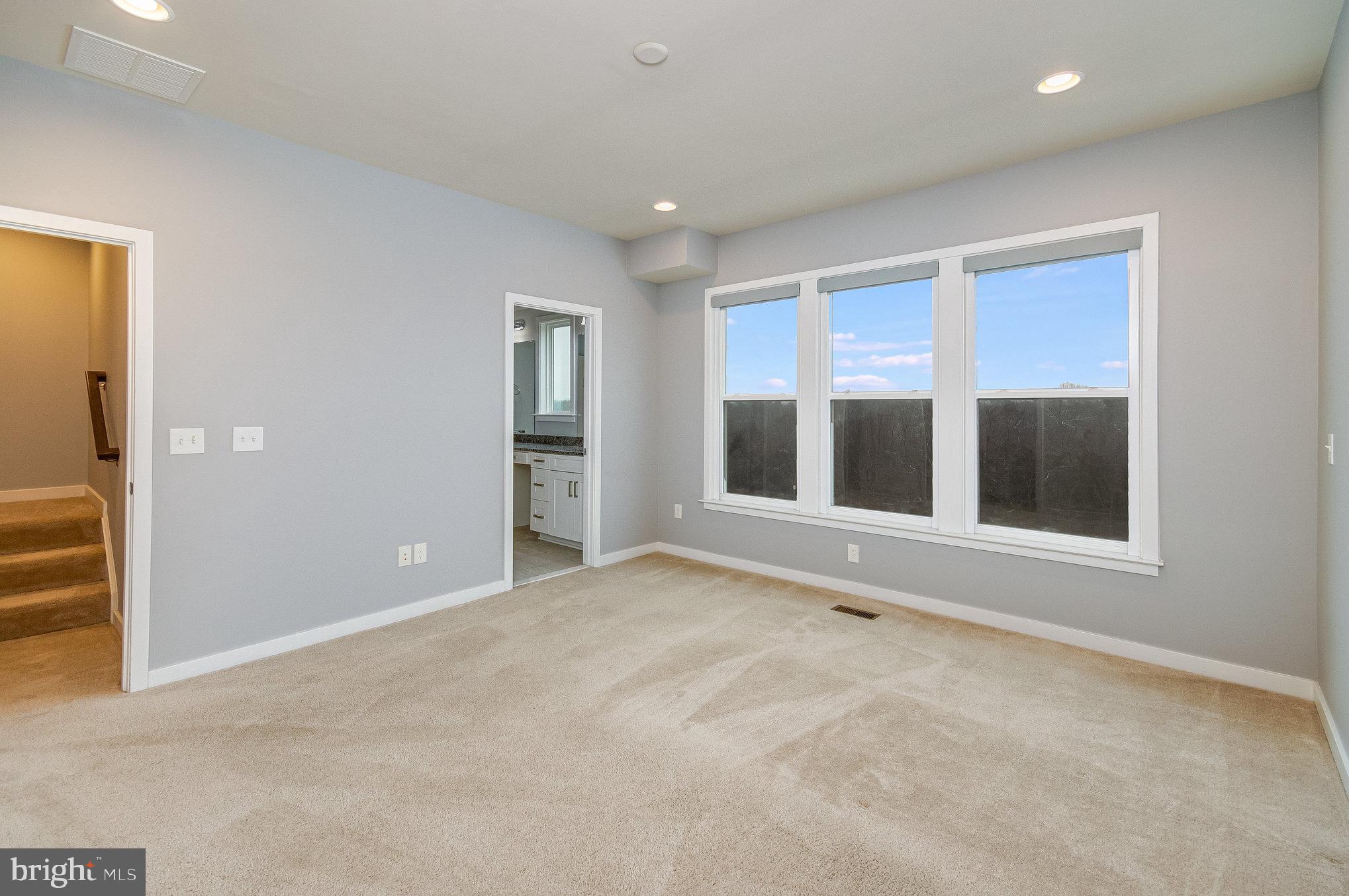 RIVER CREST - Residential Lease