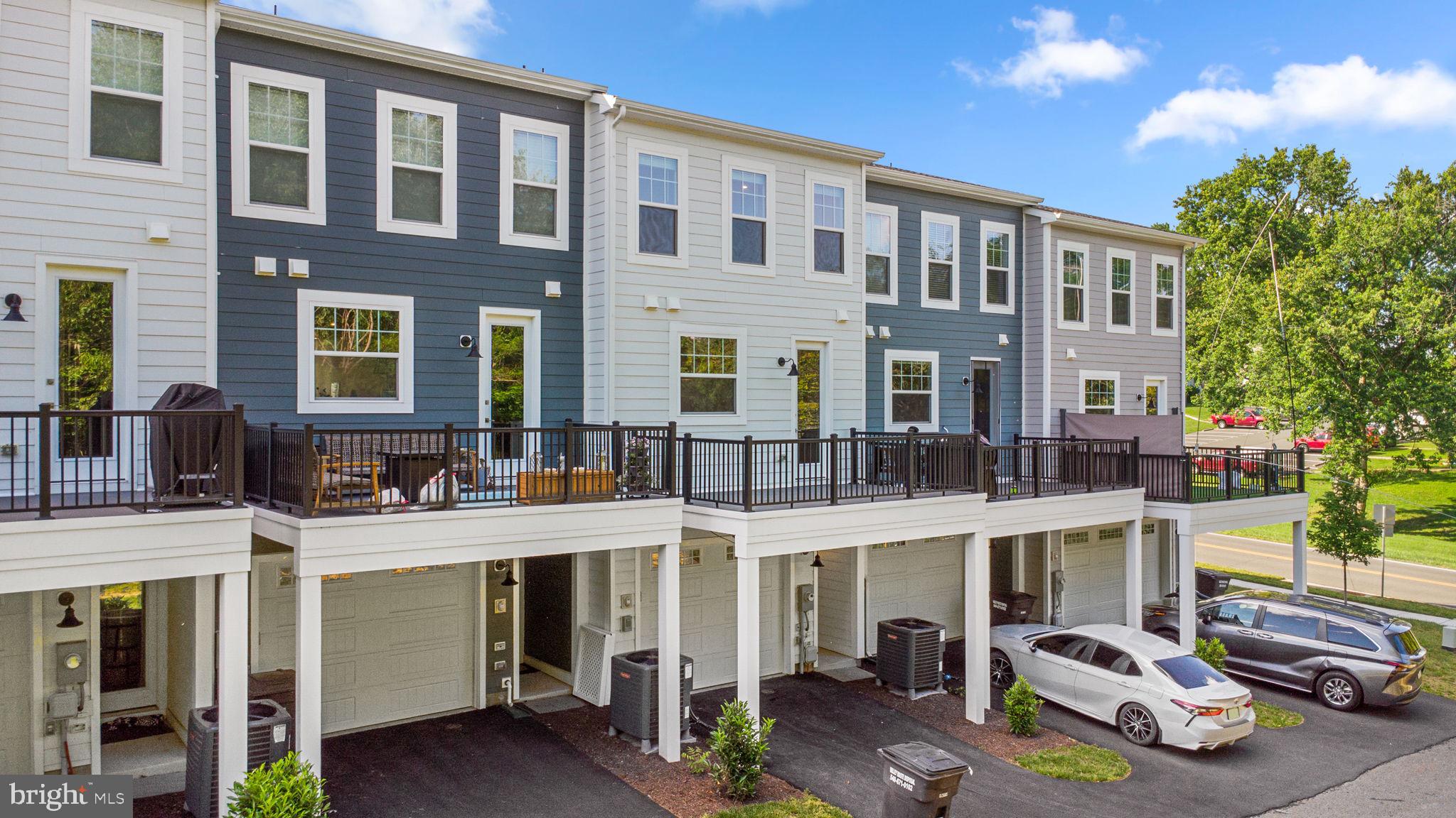 HERITAGE AT MARSHALL - Residential