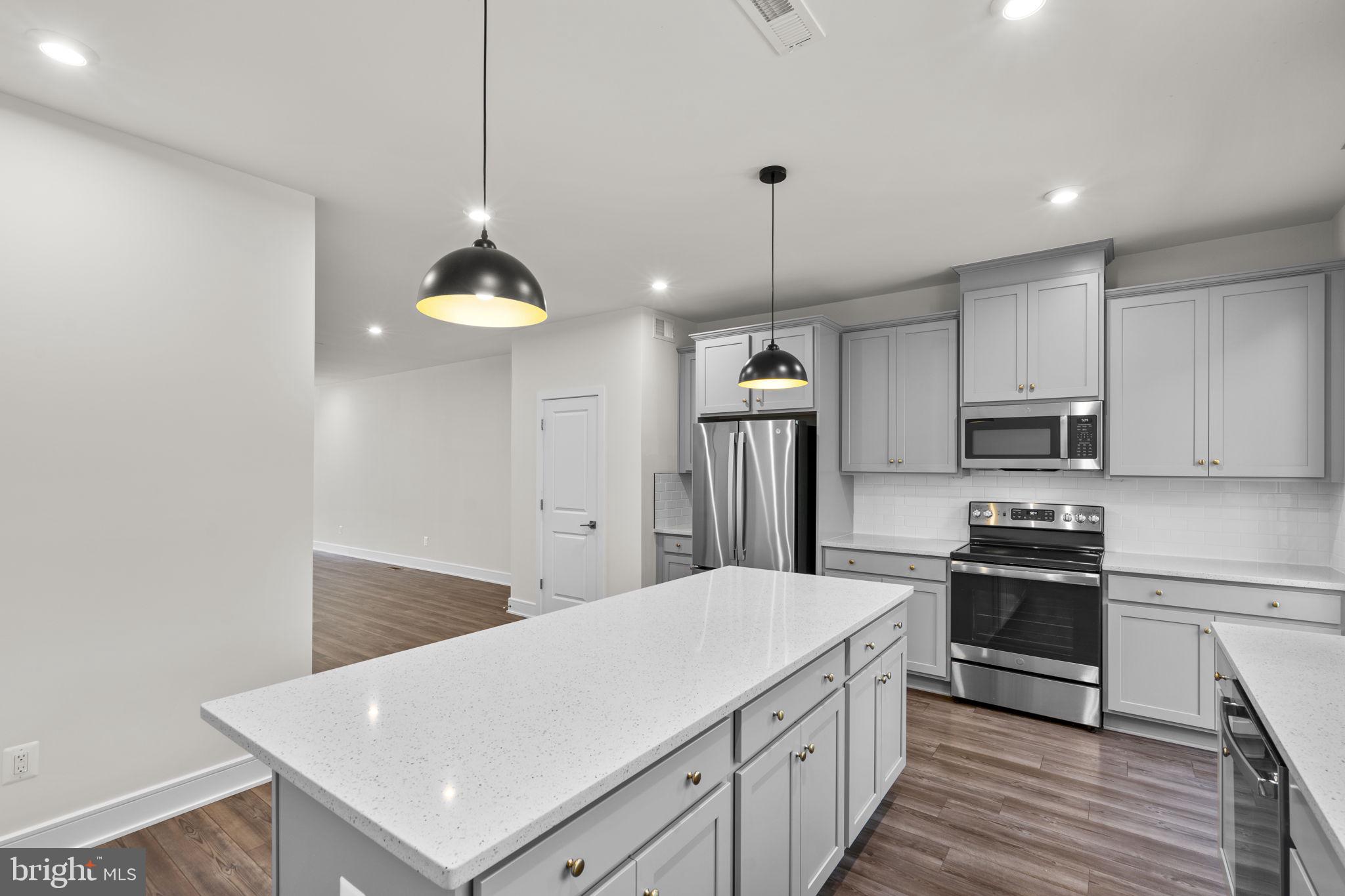 HERITAGE AT MARSHALL - Residential