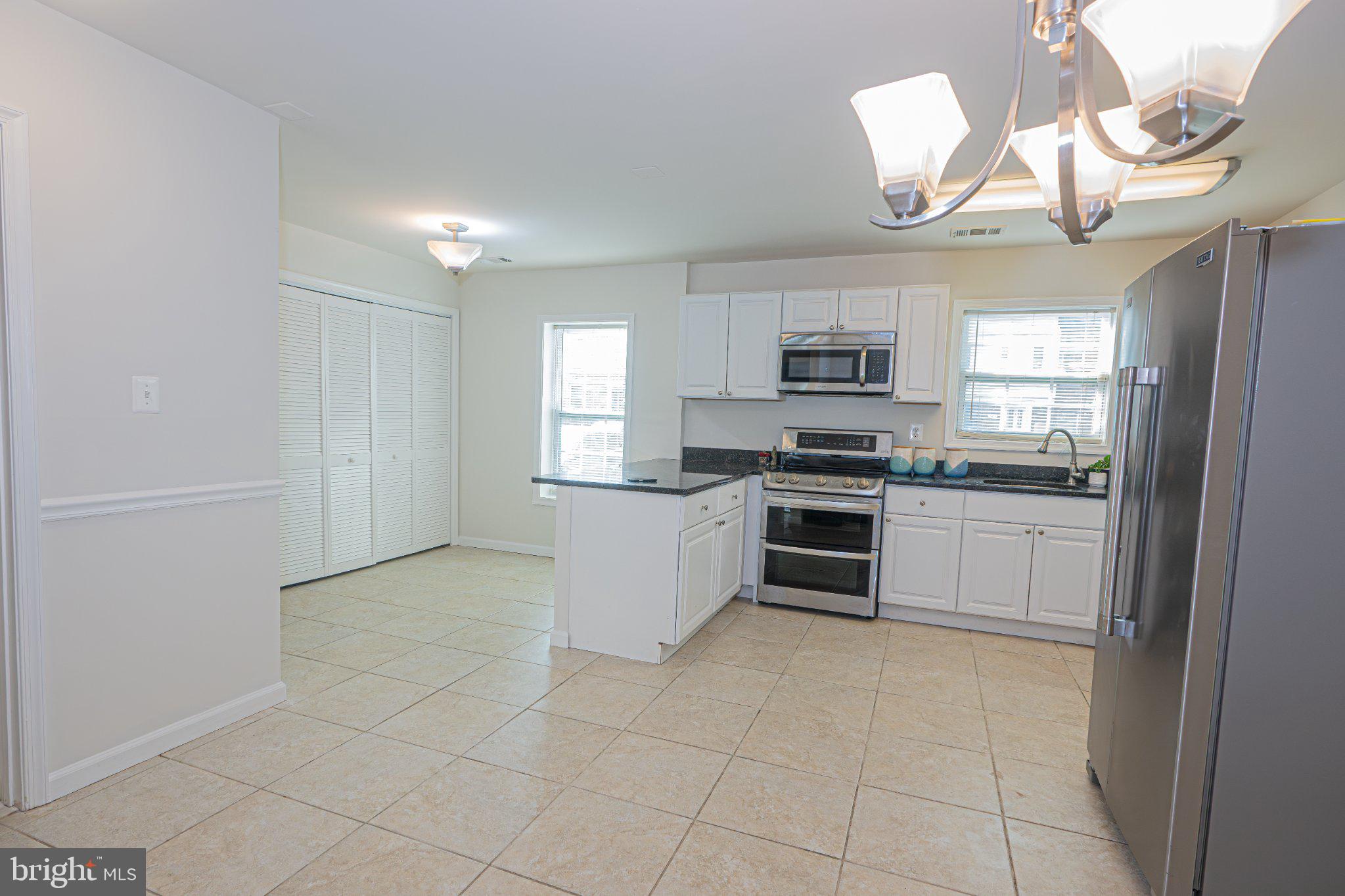 WILLOW HILLS - Residential