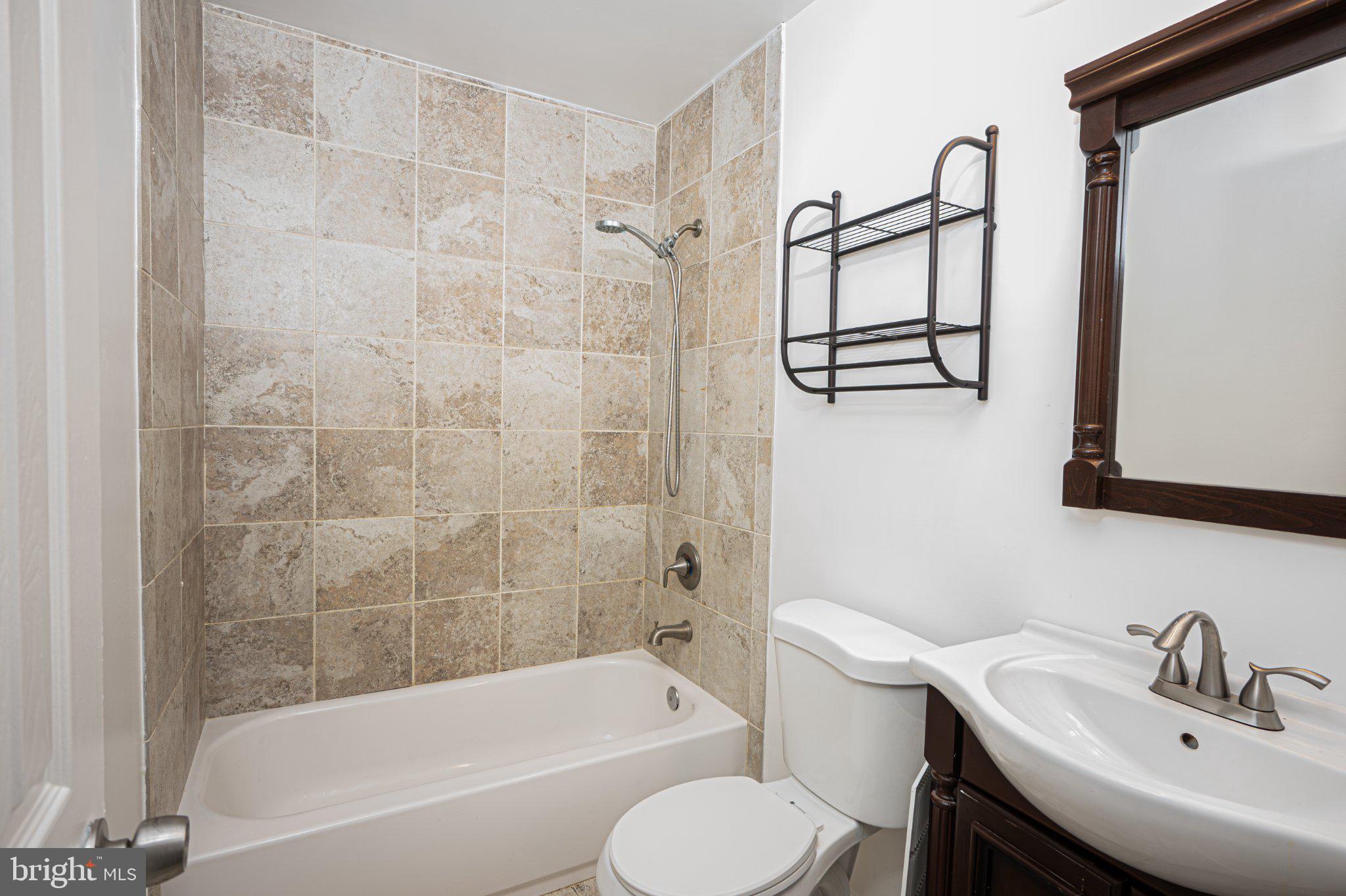 WILLOW HILLS - Residential