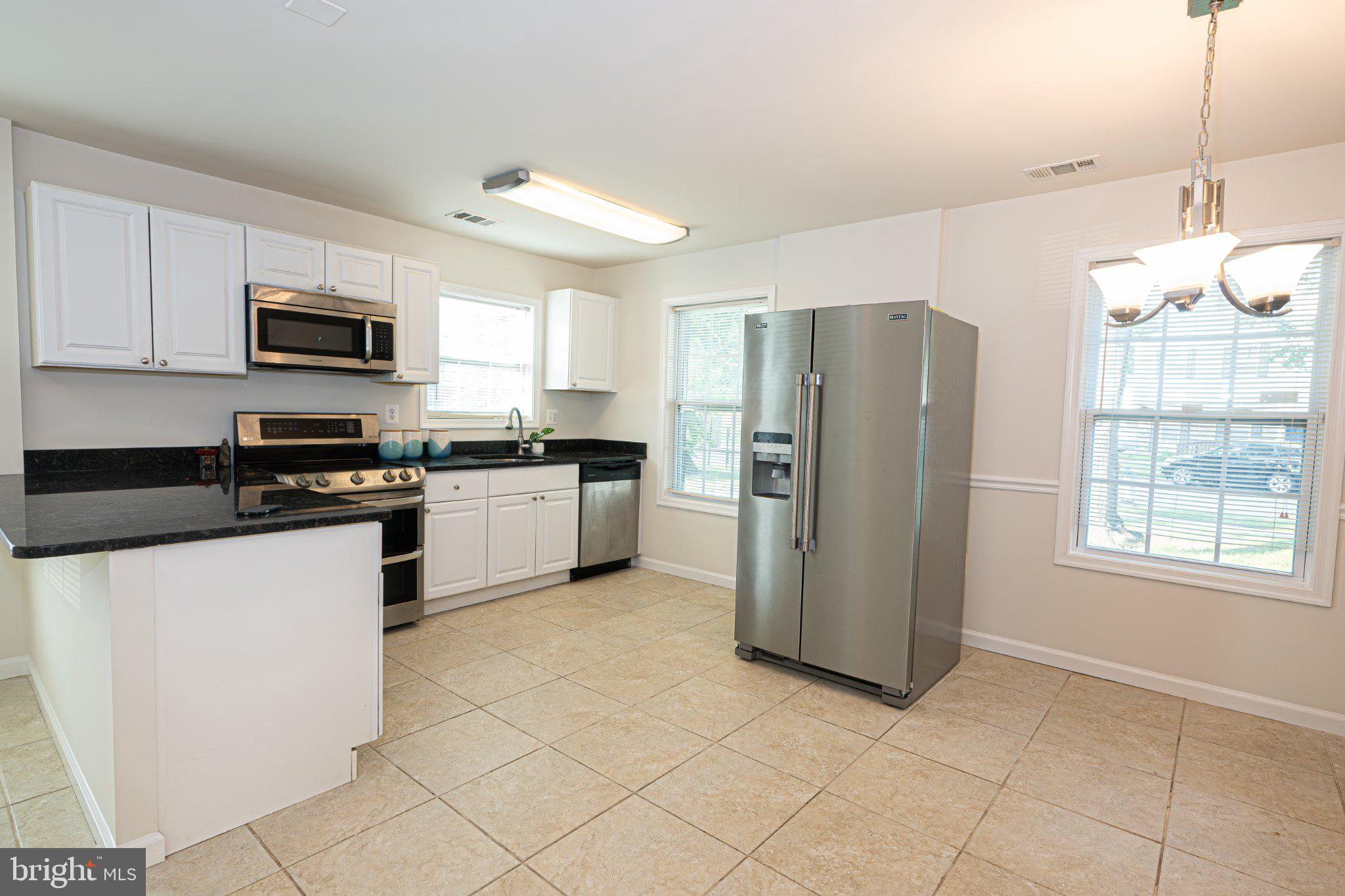 WILLOW HILLS - Residential