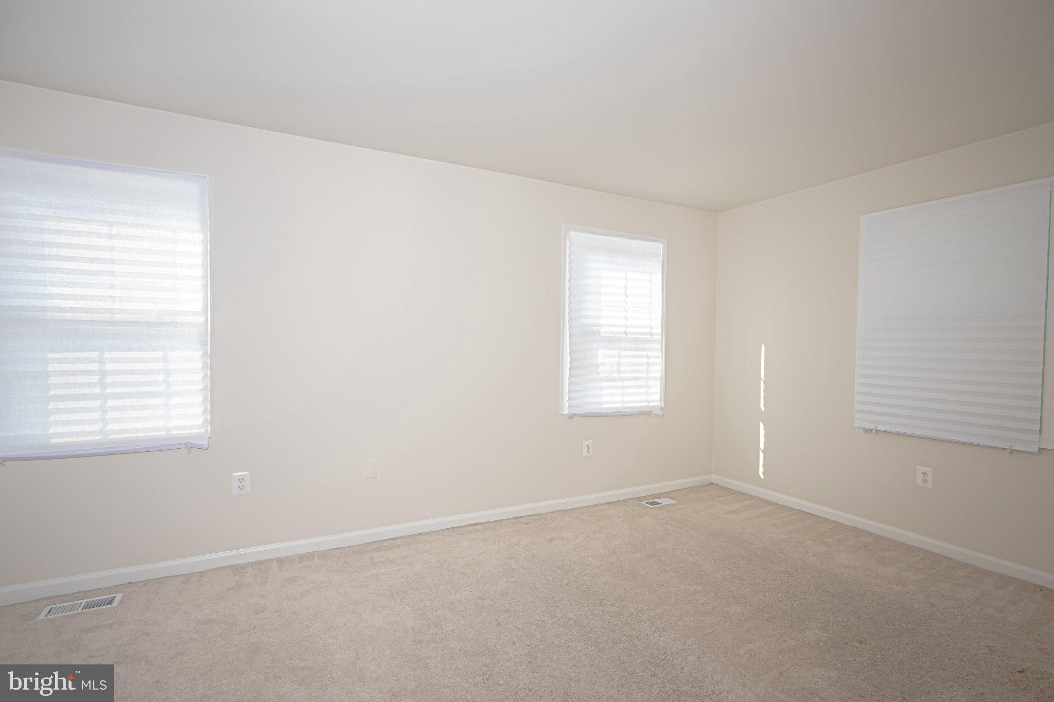 WILLOW HILLS - Residential
