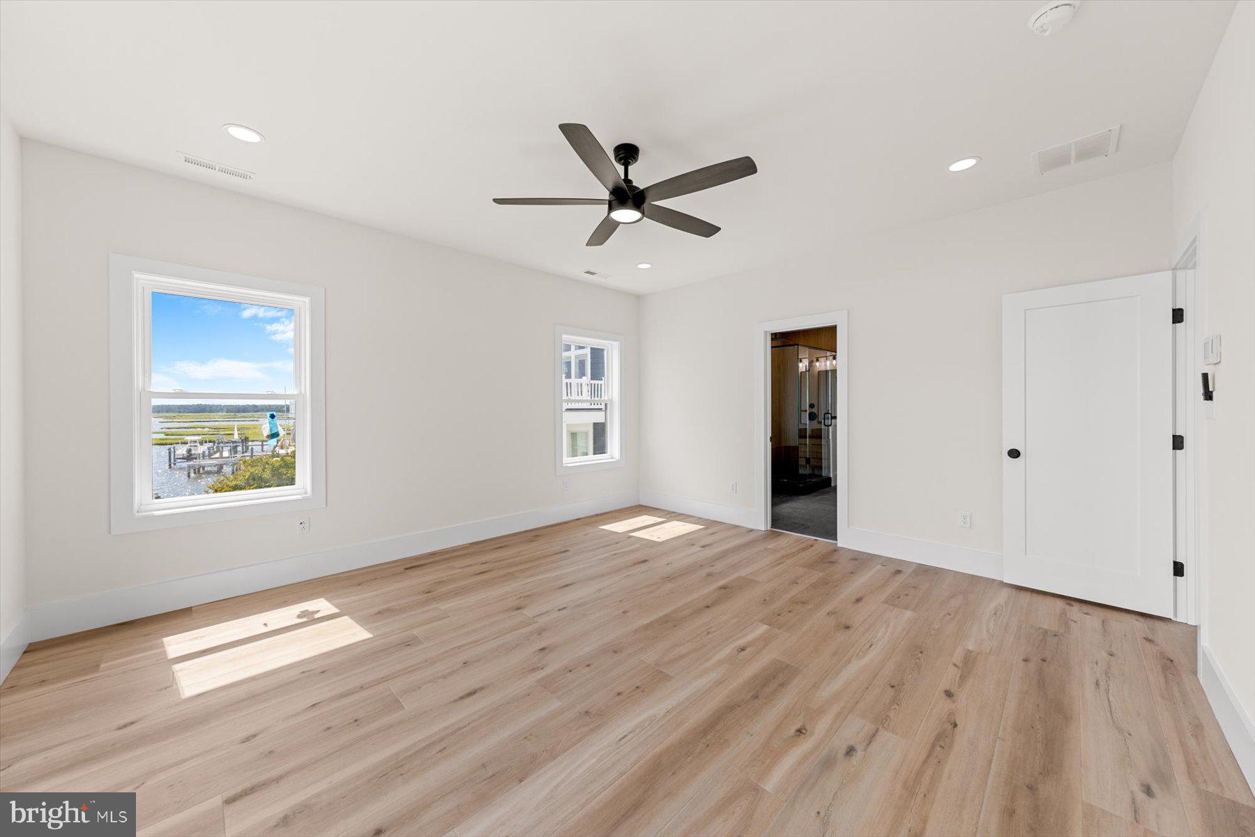 BAYVIEW PARK - Residential