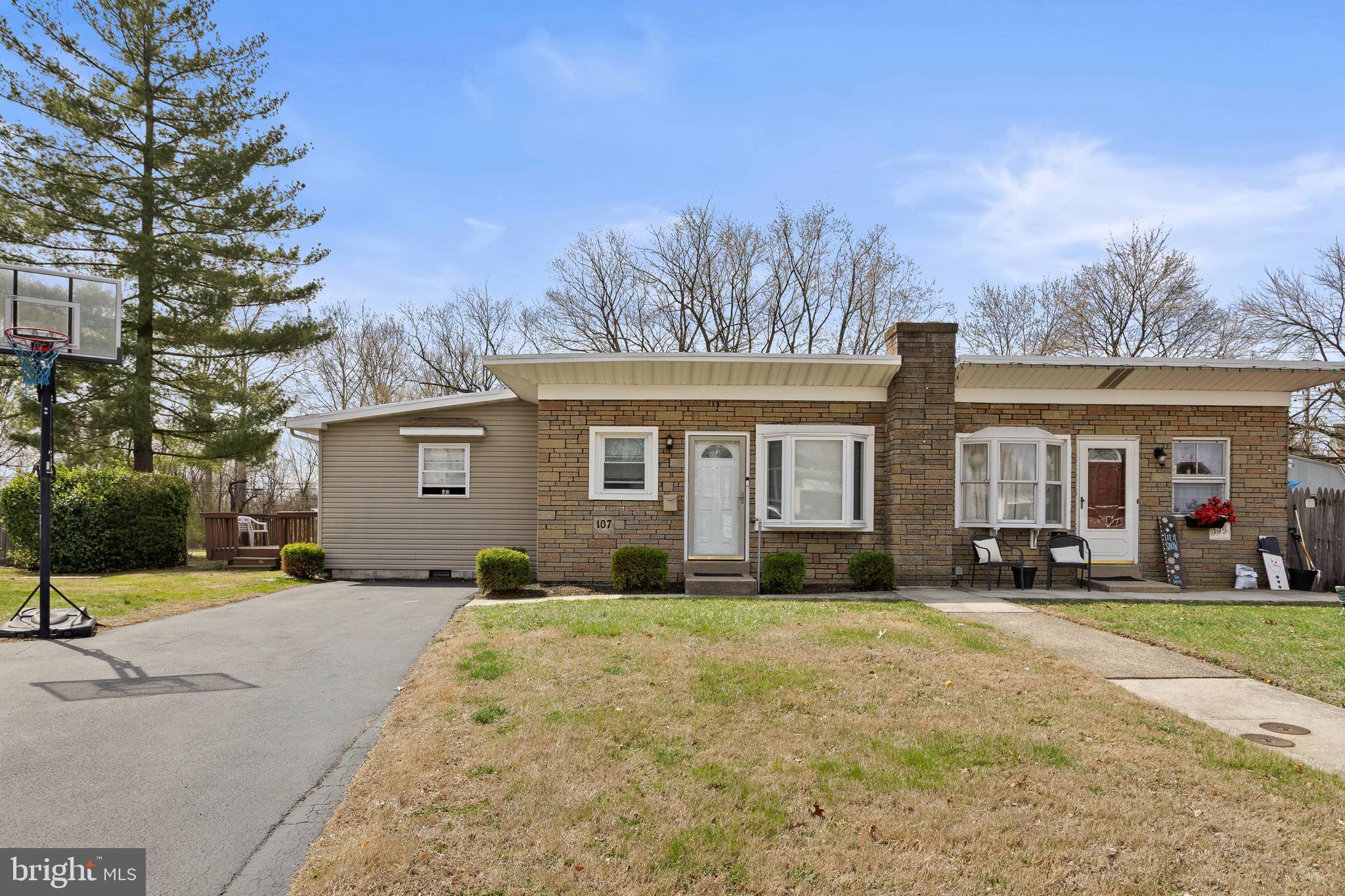 Simply Sensational. Arguably the largest available twin in Ridley Township, this expanded ranch offers true one-floor living in a prime cul-de-sac location.

Pull into the driveway at the bottom of this beautiful street, stroll up the front walkway, and step into the Main Floor: Soaring vaulted ceilings greet you in the formal living room. To the left, an open-concept eat-in kitchen with a center island flows seamlessly into the family room/dining area—perfect for everyday living and entertaining.

The spacious primary suite is tucked off the great room and features generous closet space and a beautifully updated bathroom with a walk-in shower. Two additional bedrooms and a completely renovated hall bath round out the main level.

Basement: Partially finished with a cozy family room area, bonus room/office, and utility setup. The addition also includes a full basement with fantastic storage potential.

Exterior: Driveway parking, and a deck just off the kitchen/great room overlooking an enormous lot—plenty of space to enjoy the outdoors.

Local Vibes: Super convenient access to I-95, 476, PHL Airport, NJ, and DE. Plus, you’re just minutes from local favorites like Stinger’s Waterfront, Relish, Santino’s, and more!