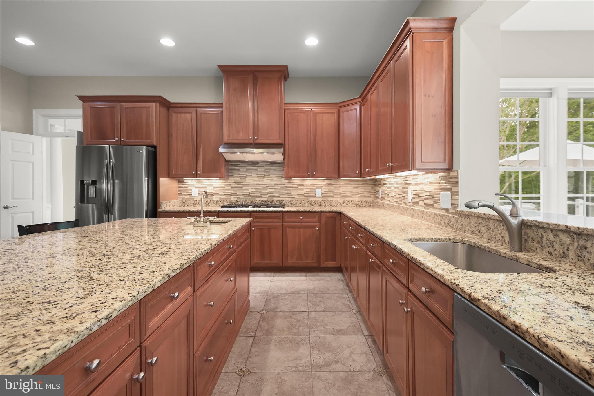 LONGMEADOW - Residential