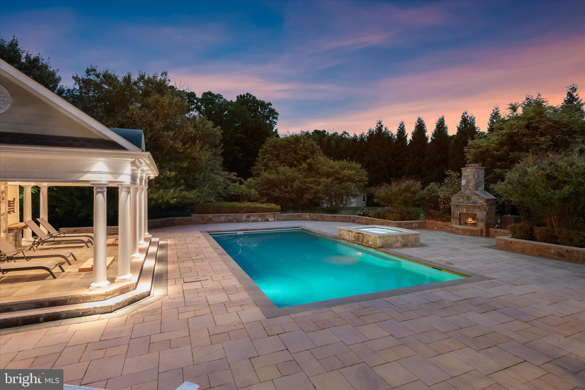 LONGMEADOW - Residential