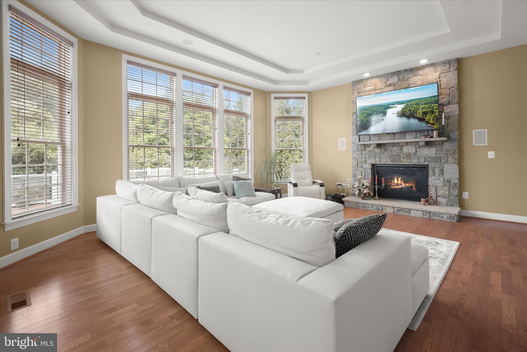 LONGMEADOW - Residential