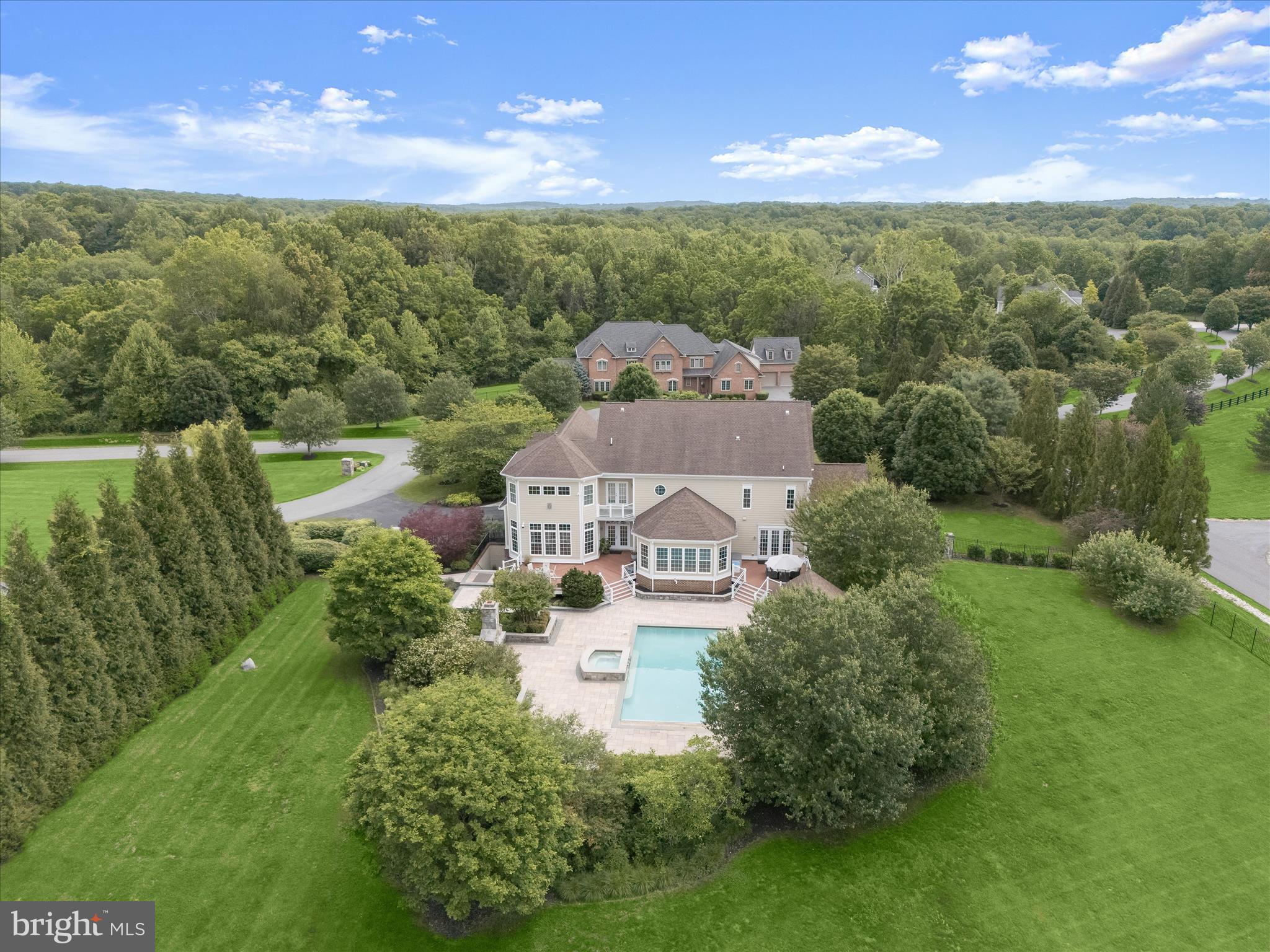 LONGMEADOW - Residential