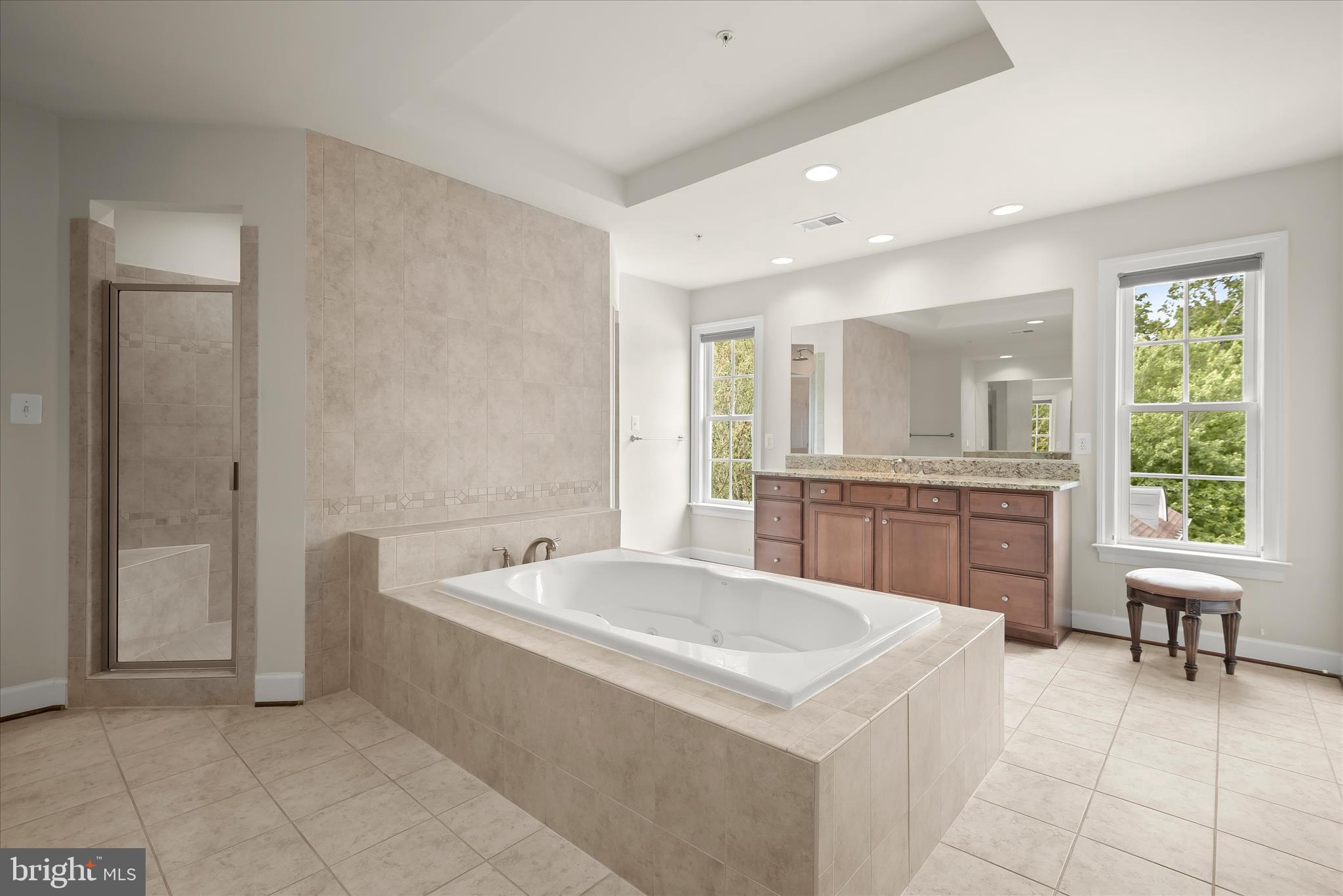 LONGMEADOW - Residential