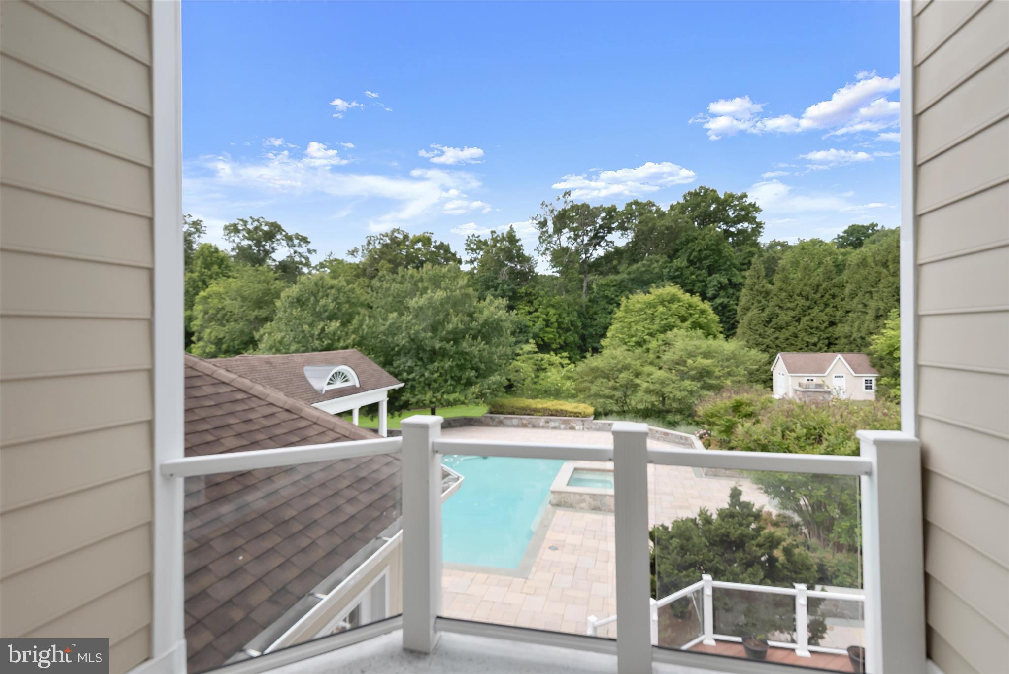 LONGMEADOW - Residential