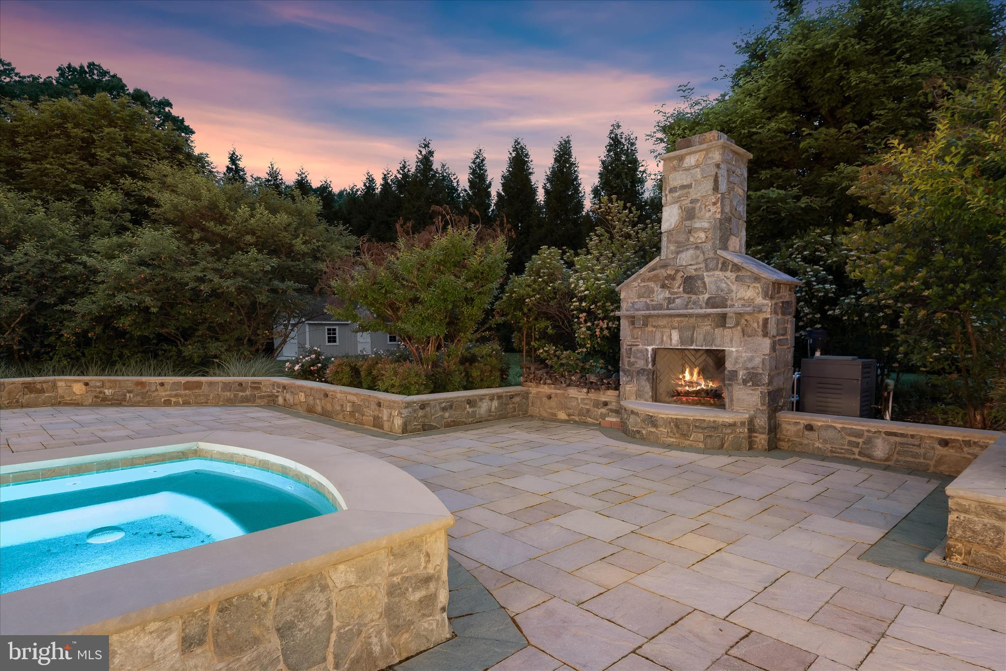 LONGMEADOW - Residential