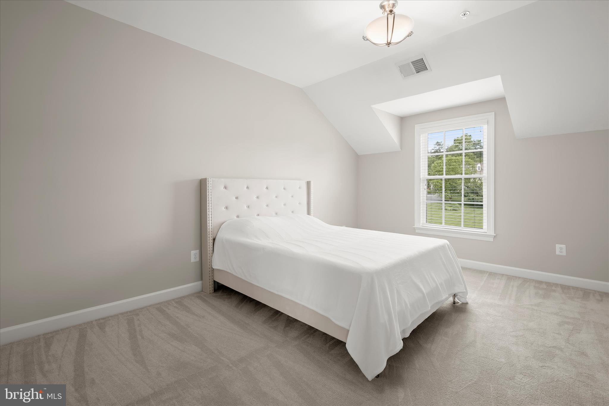 LONGMEADOW - Residential