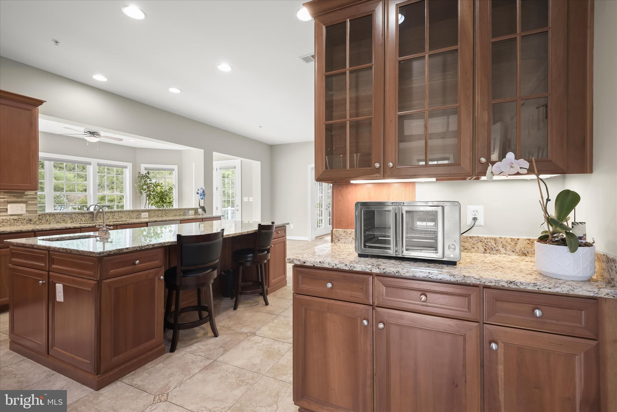 LONGMEADOW - Residential