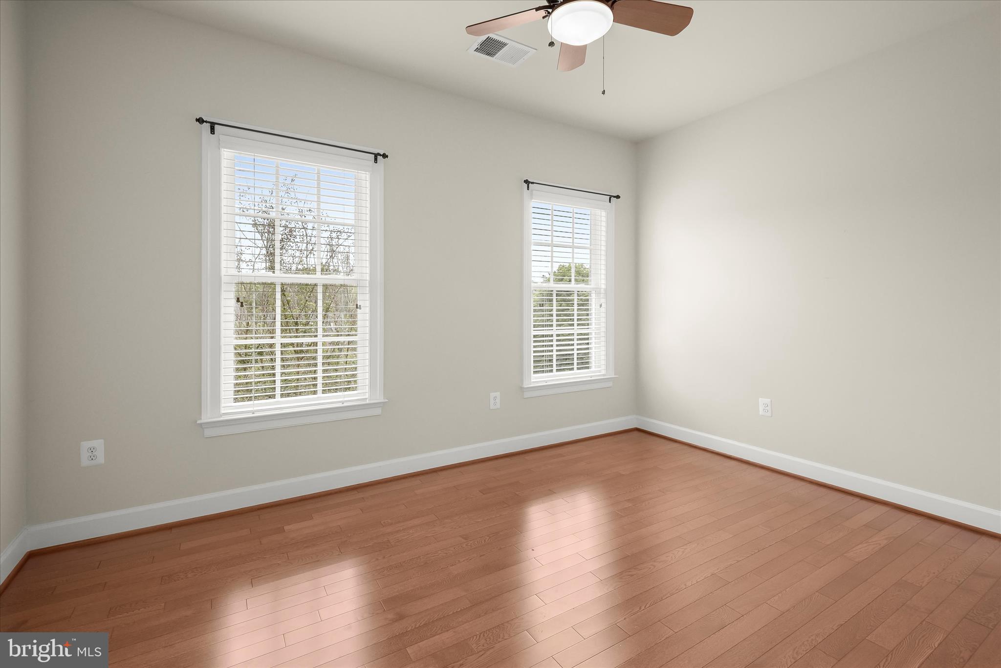 LONGMEADOW - Residential