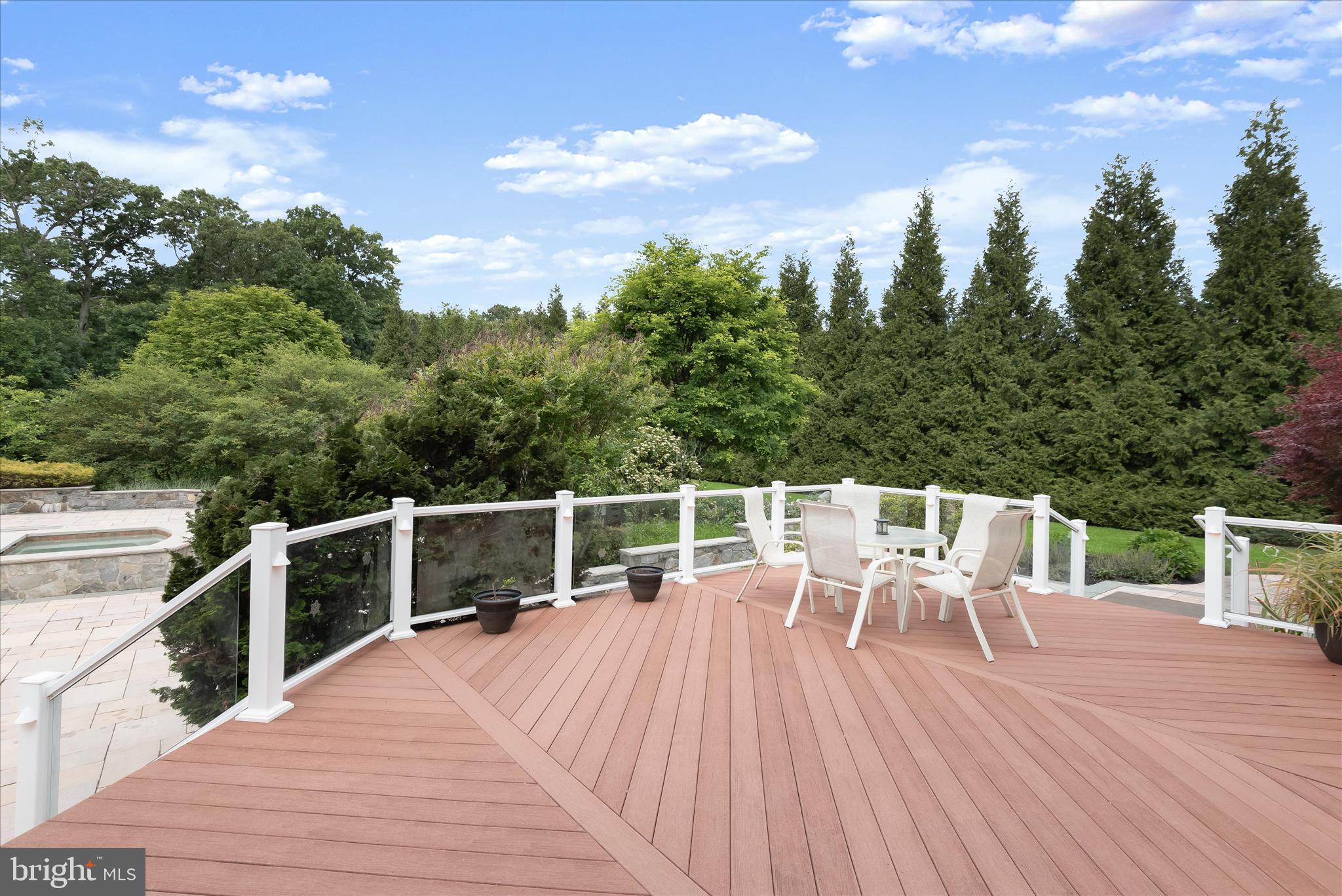 LONGMEADOW - Residential