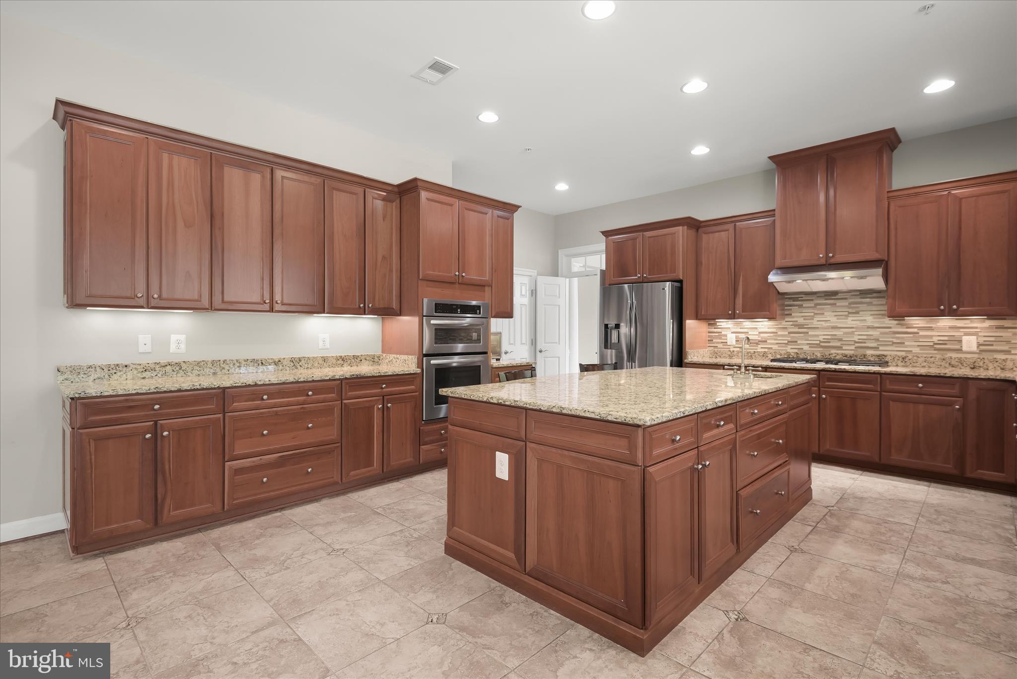 LONGMEADOW - Residential