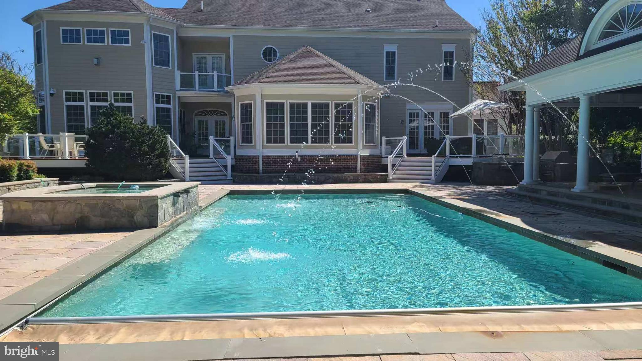LONGMEADOW - Residential