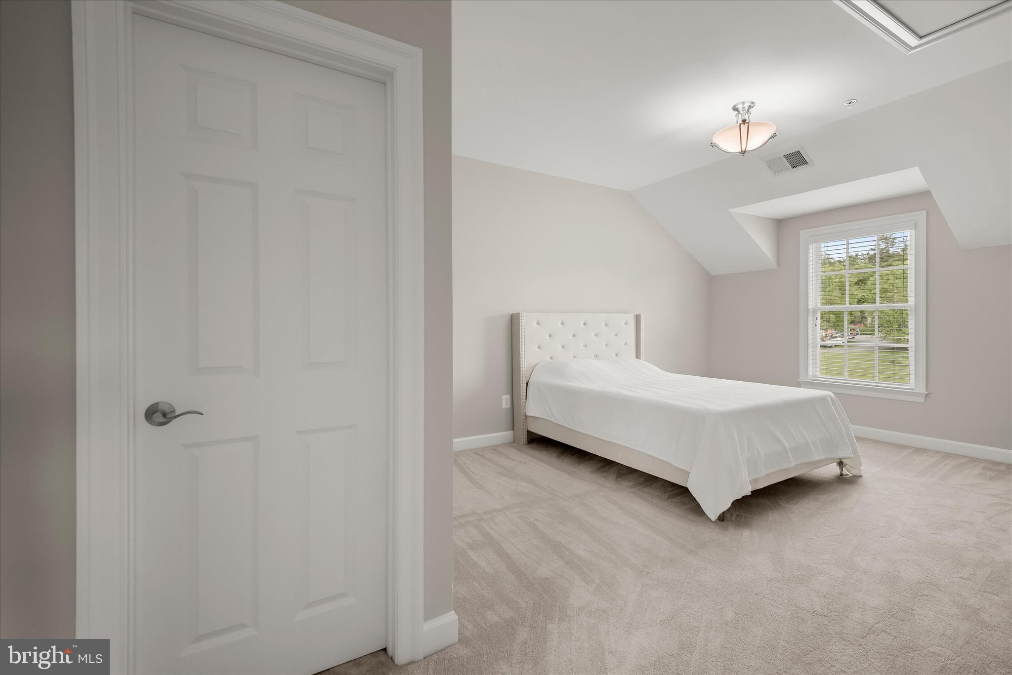 LONGMEADOW - Residential