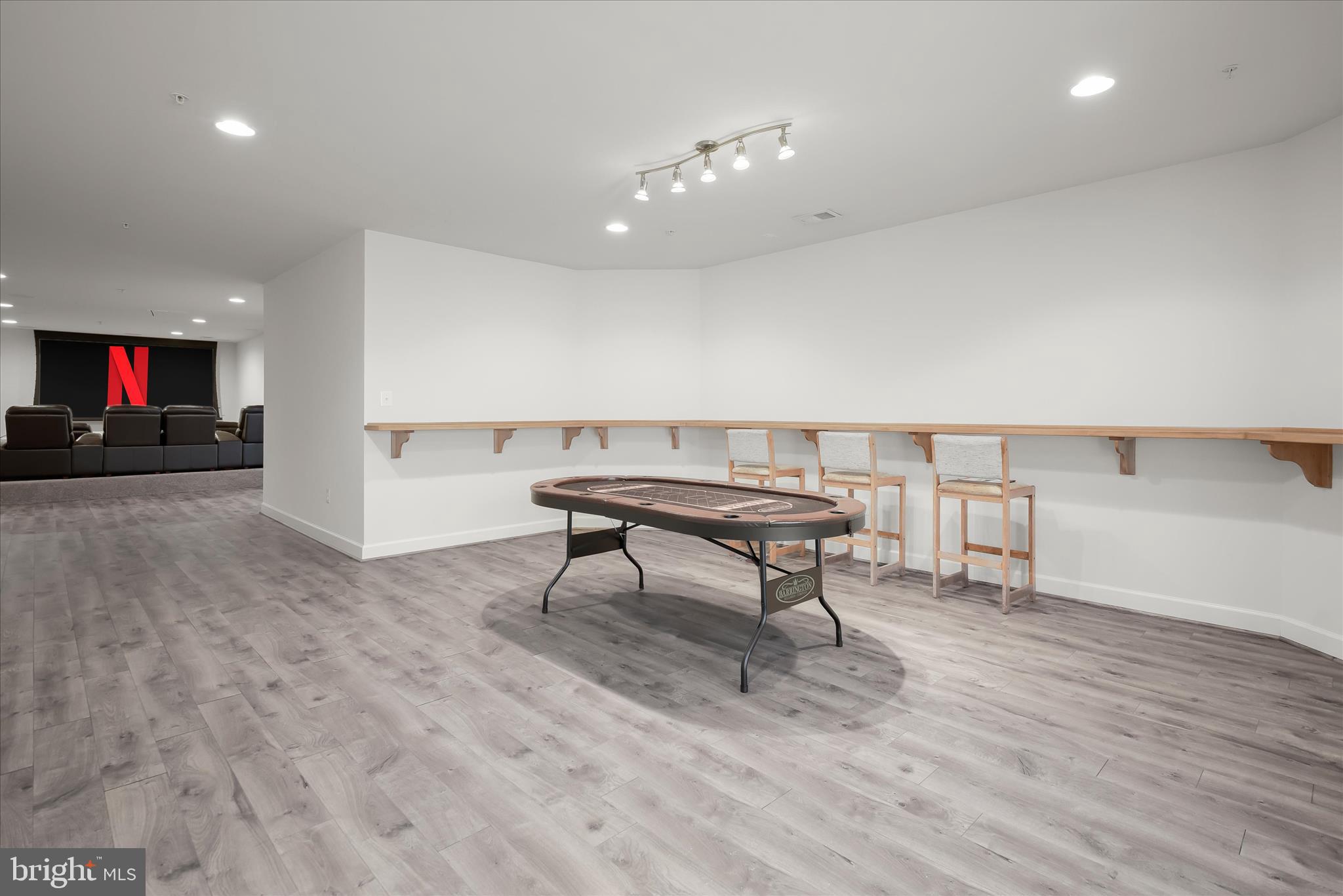LONGMEADOW - Residential
