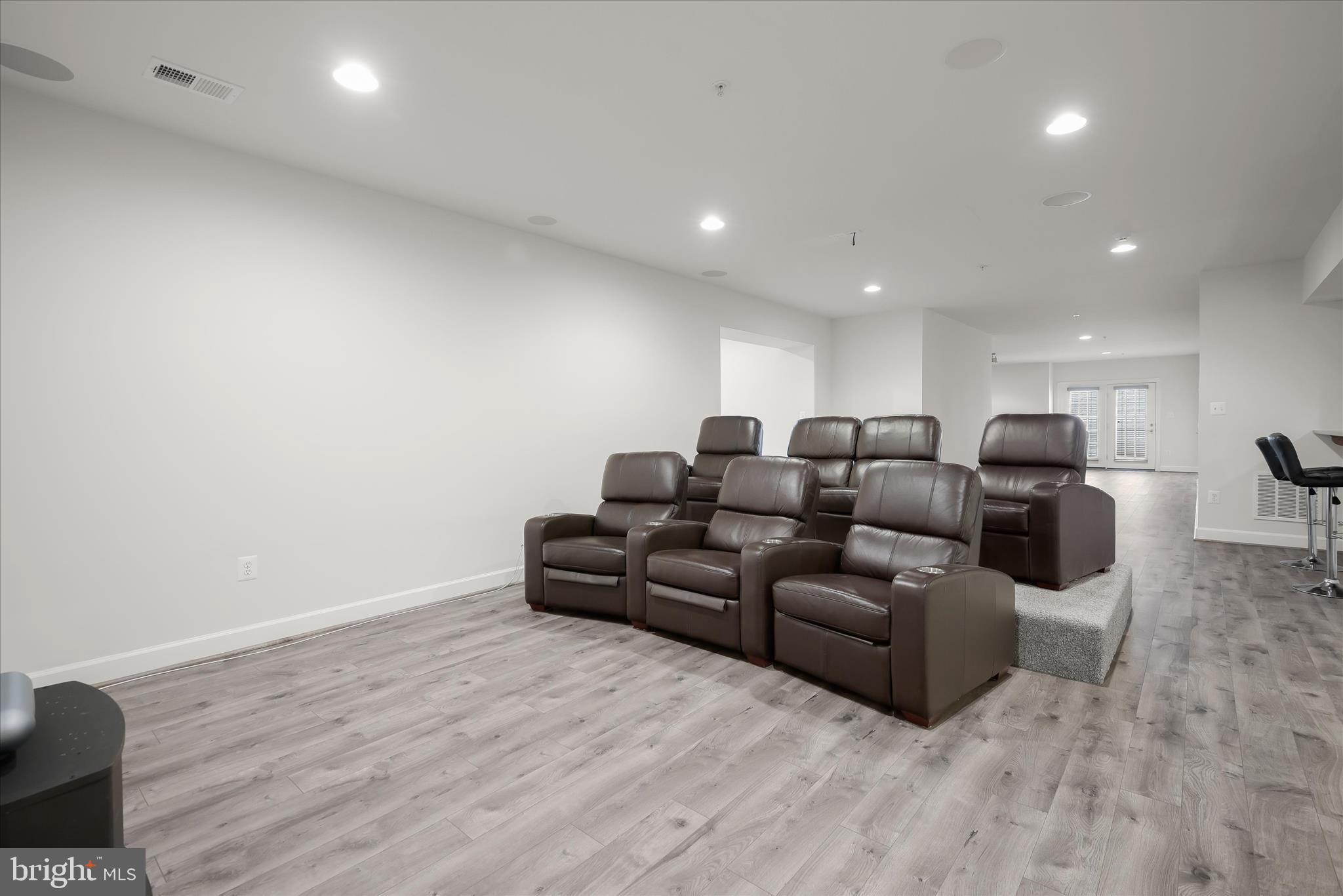 LONGMEADOW - Residential